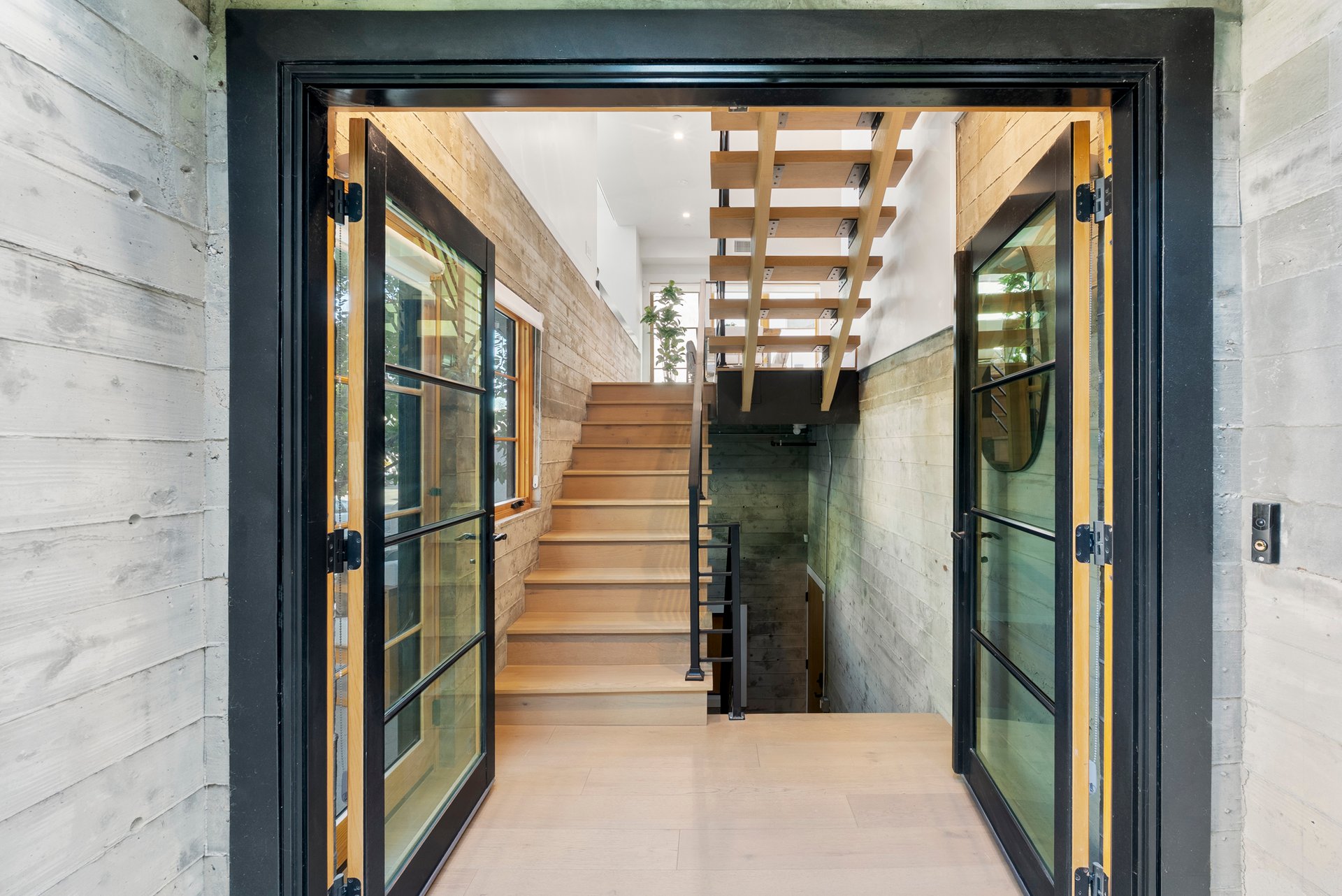 1033 N Vista St, West Hollywood