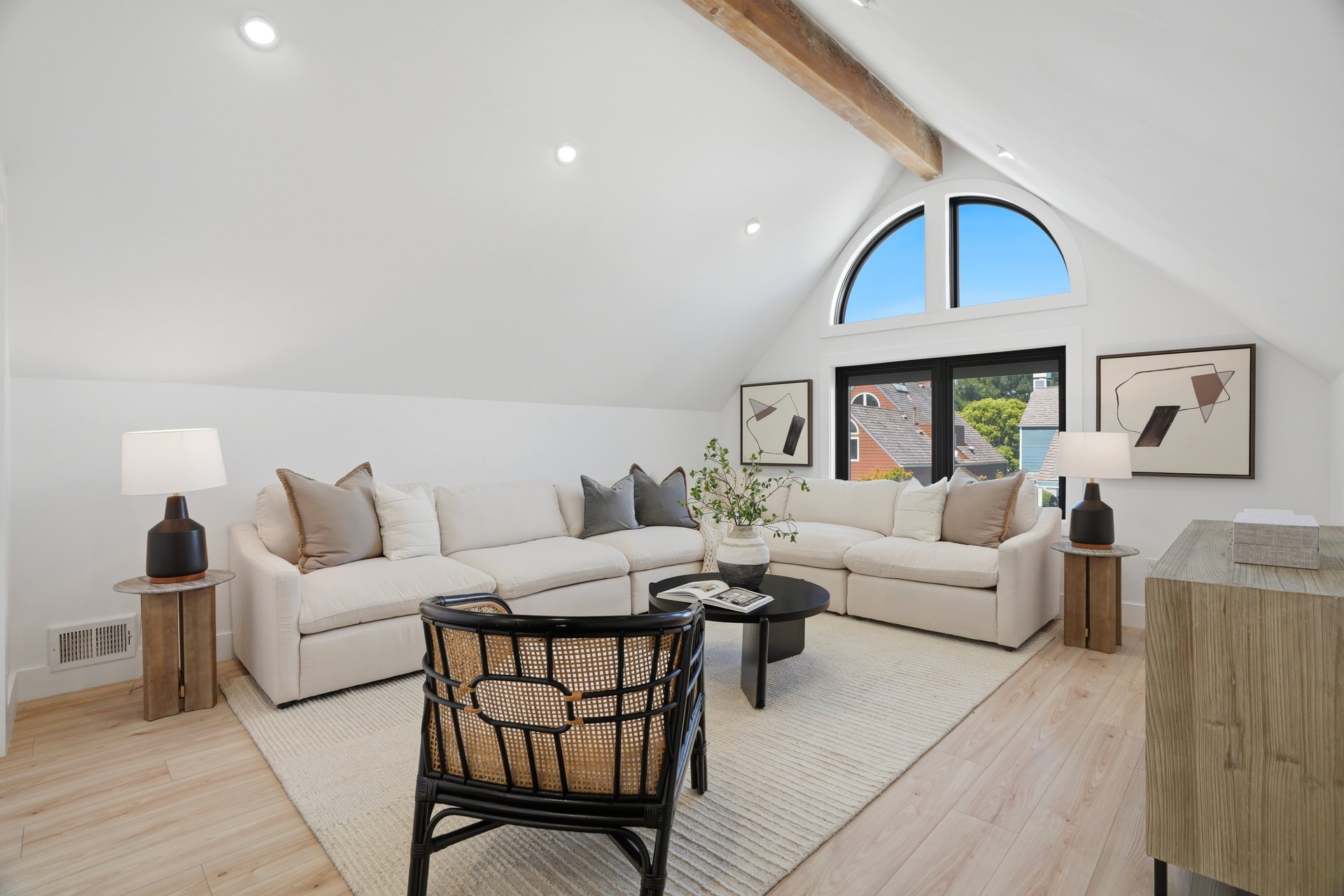 609 Waterbury Lane