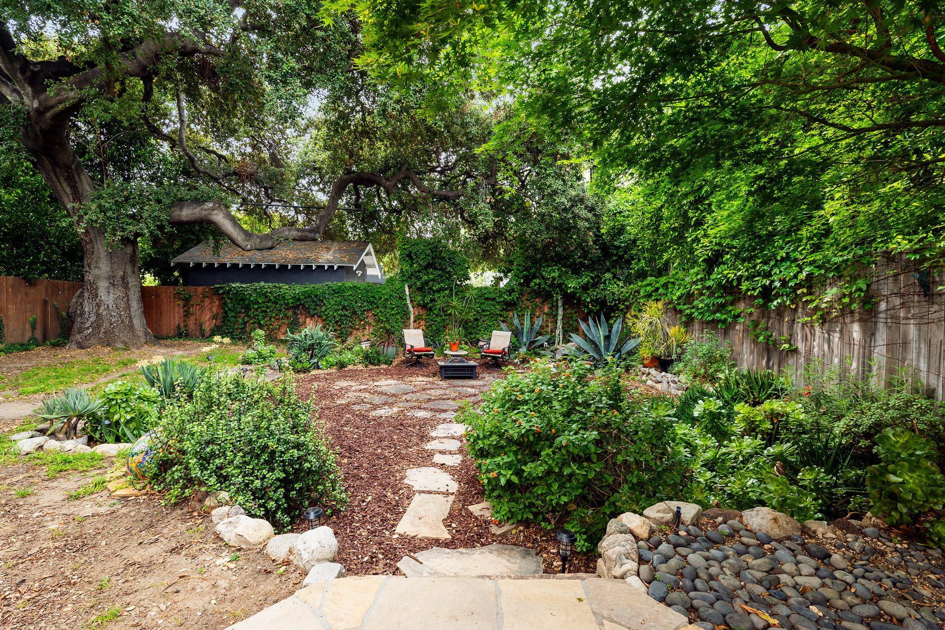 4333 Vantage Ave, Studio City
