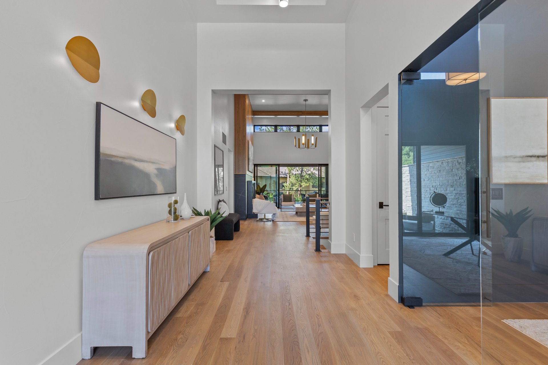 The Pine Ridge House