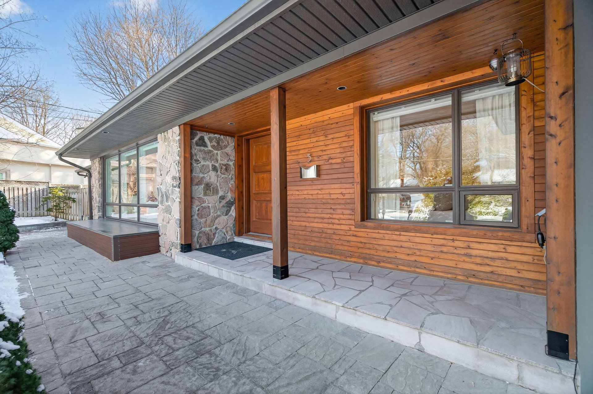SOLD. Beautifully Updated Bungalow