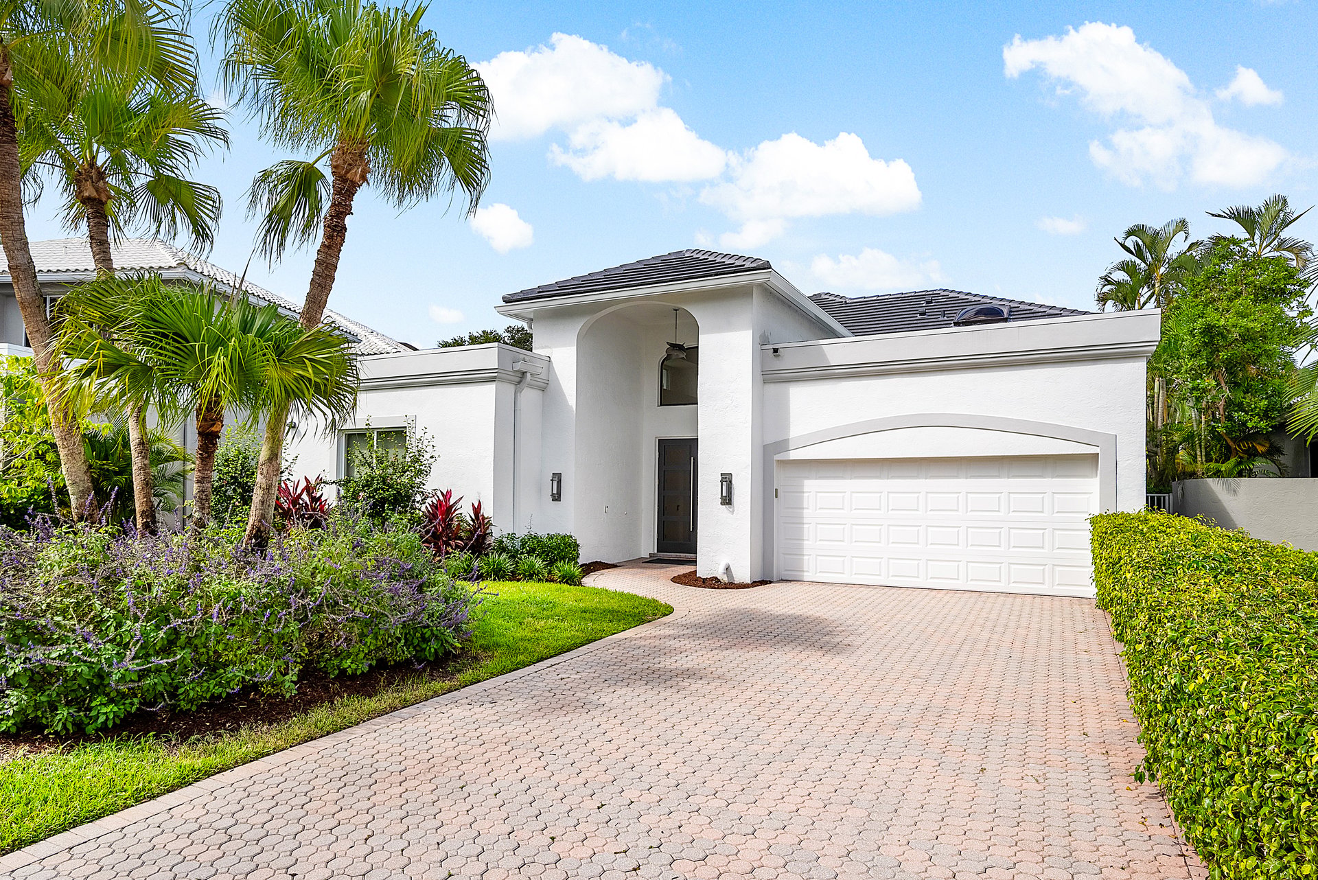 17311 Bridleway Trail