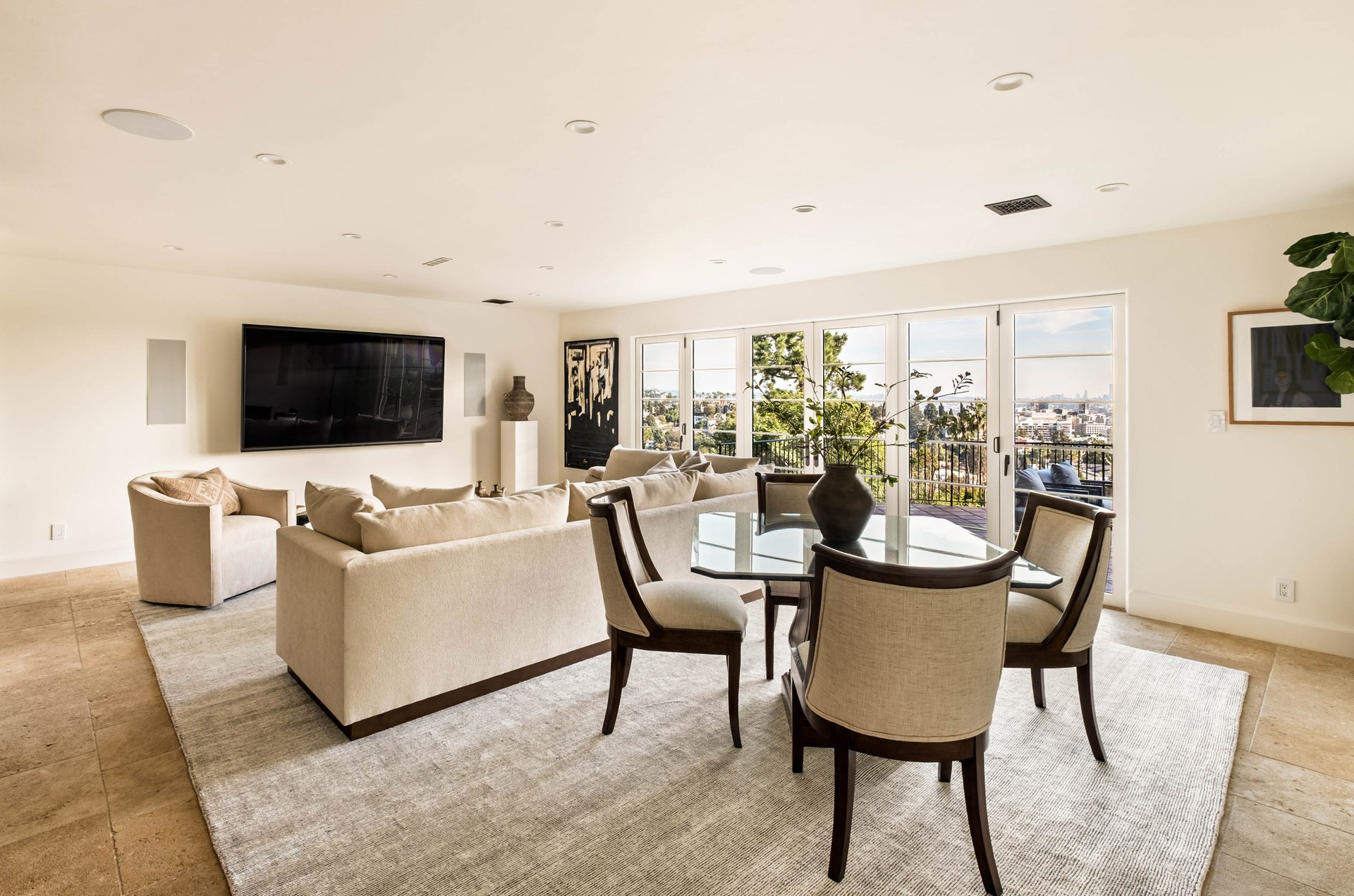 7020 La Presa Dr, Hollywood Hills