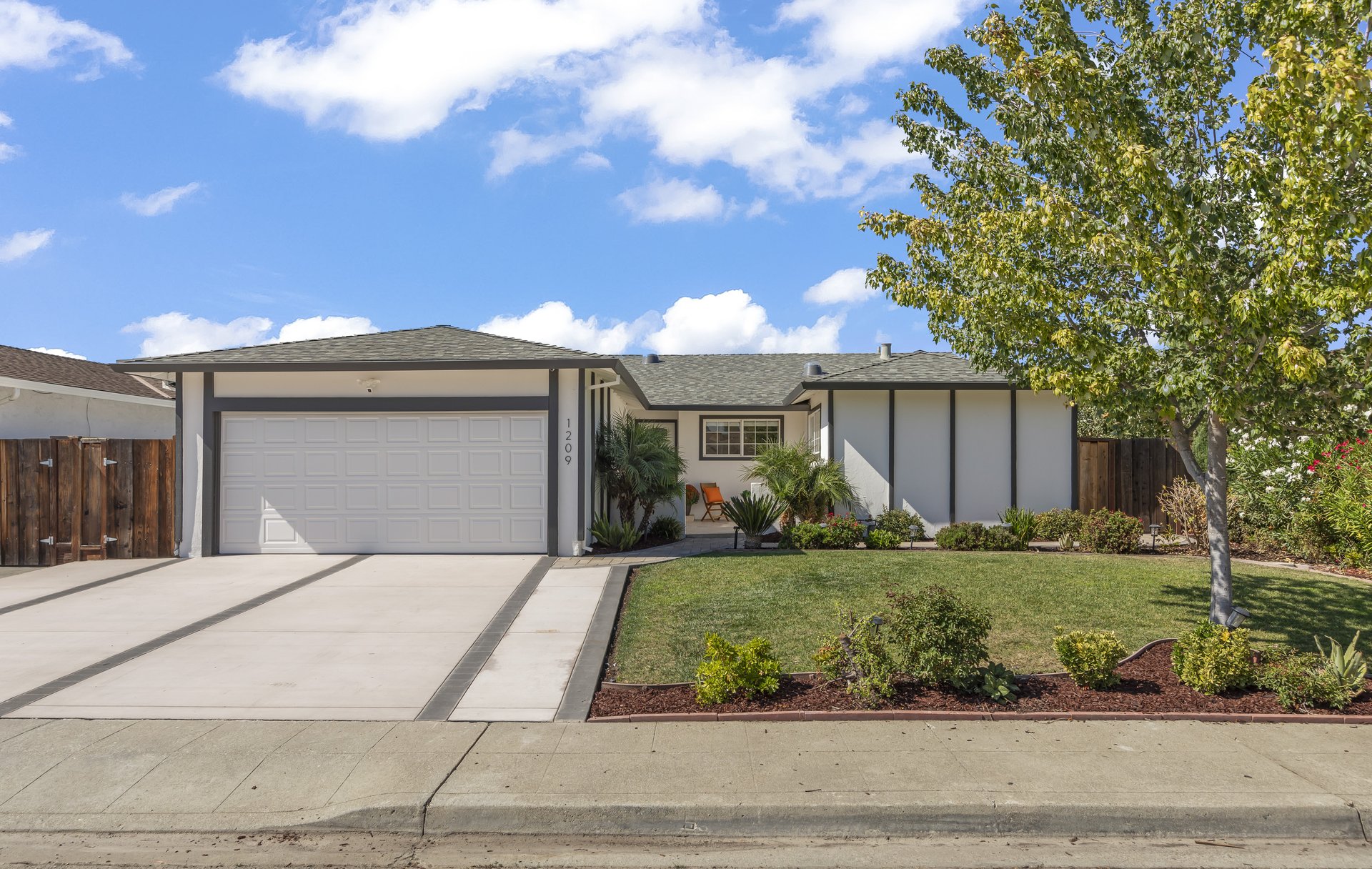 1209 Glacier Drive