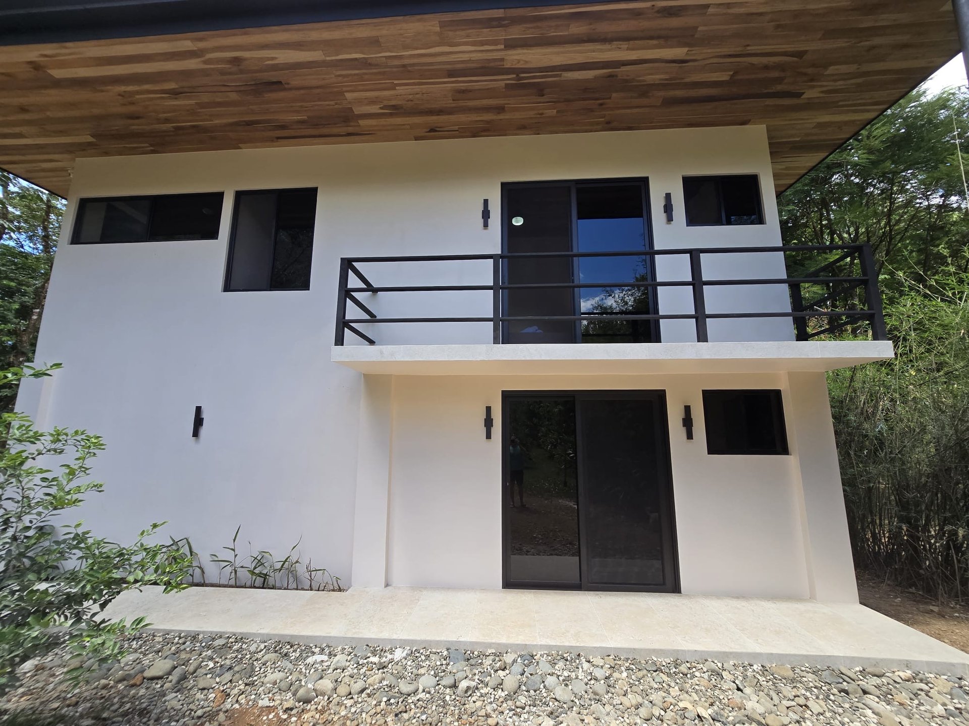 Jardines del Morete Riverside Oasis | Elegant 5 Bed Luxury Home