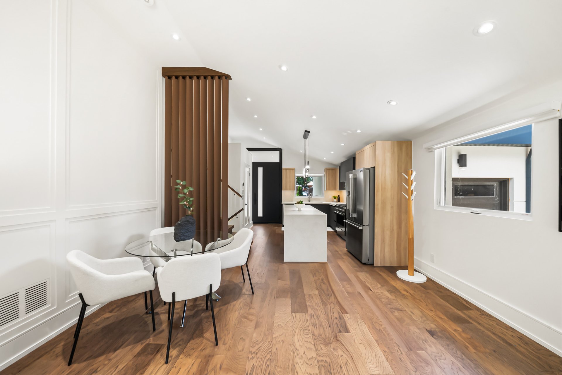 1495 Thetford Crt