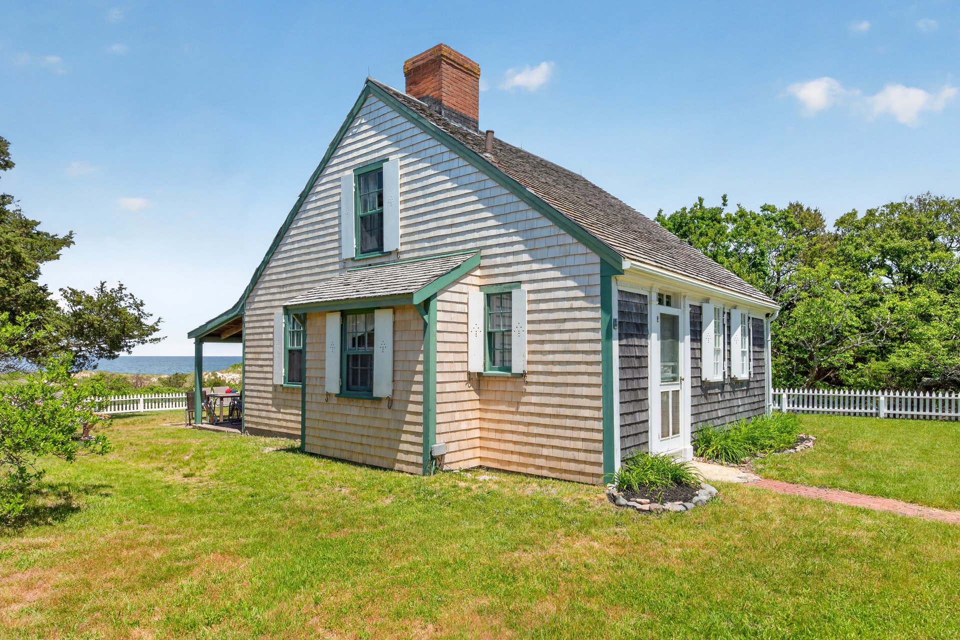 Spectacular Beachfront in East Dennis