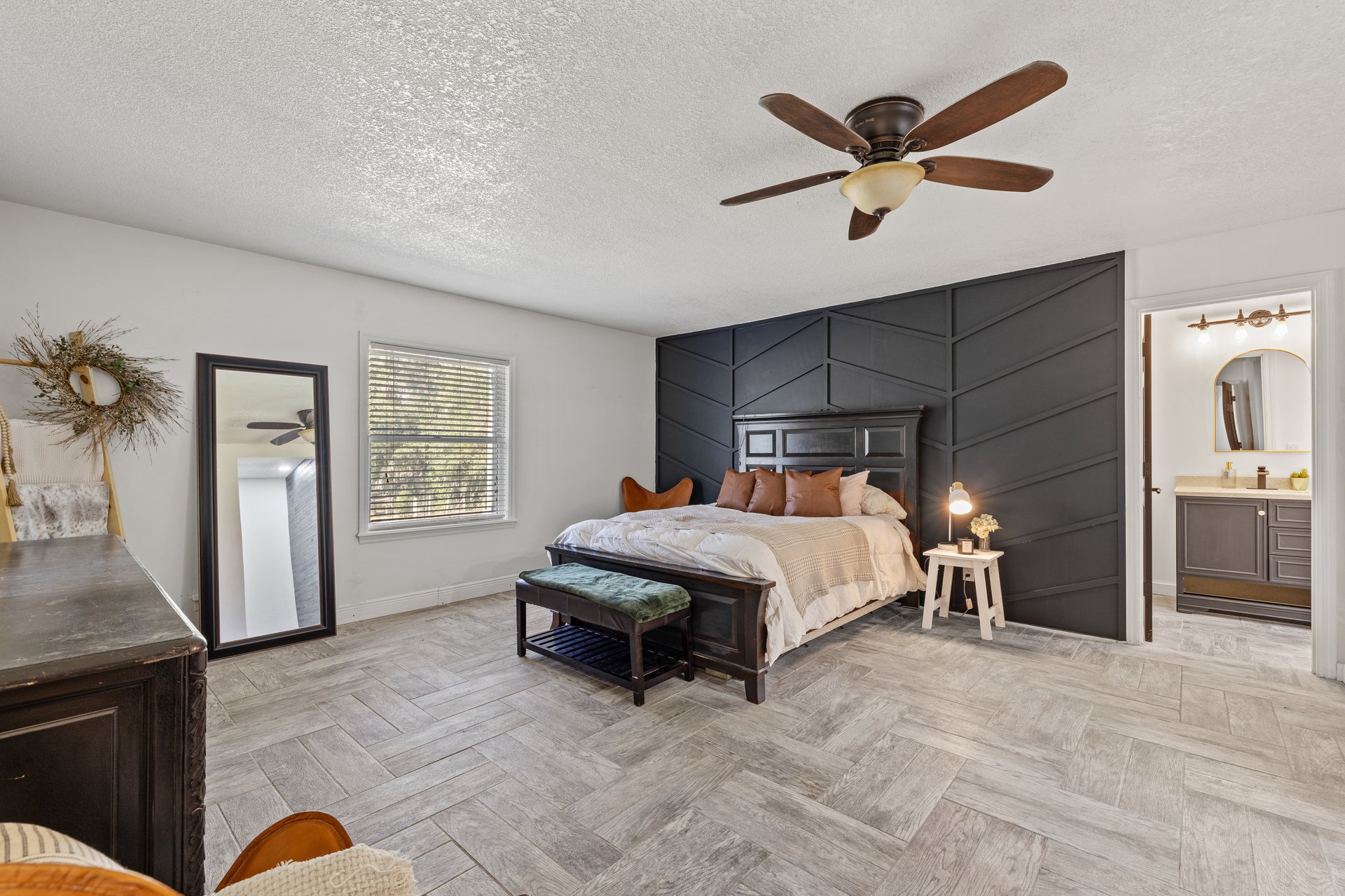 12414 FORT KING RD