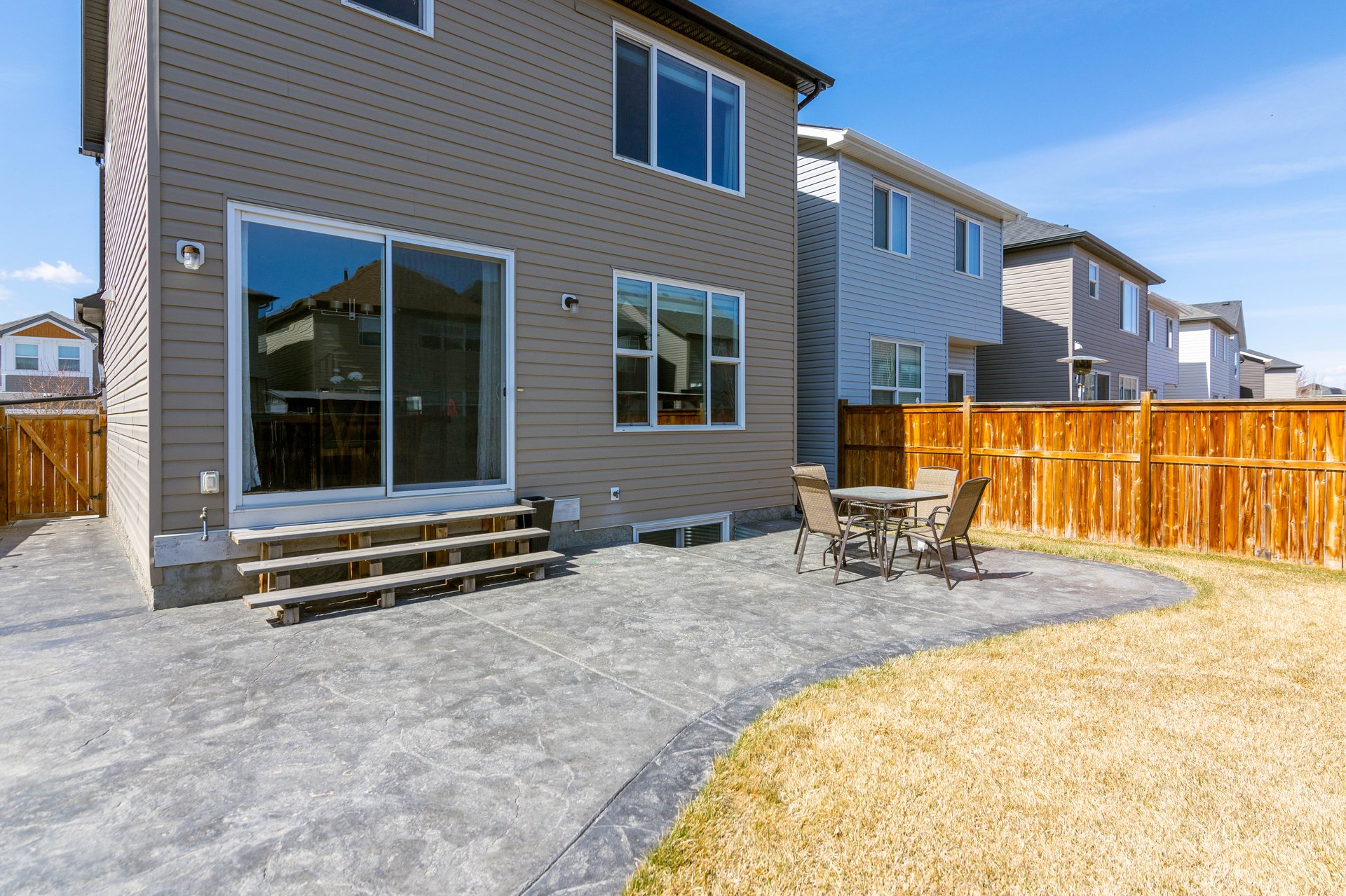 184 Auburn Glen Close SE