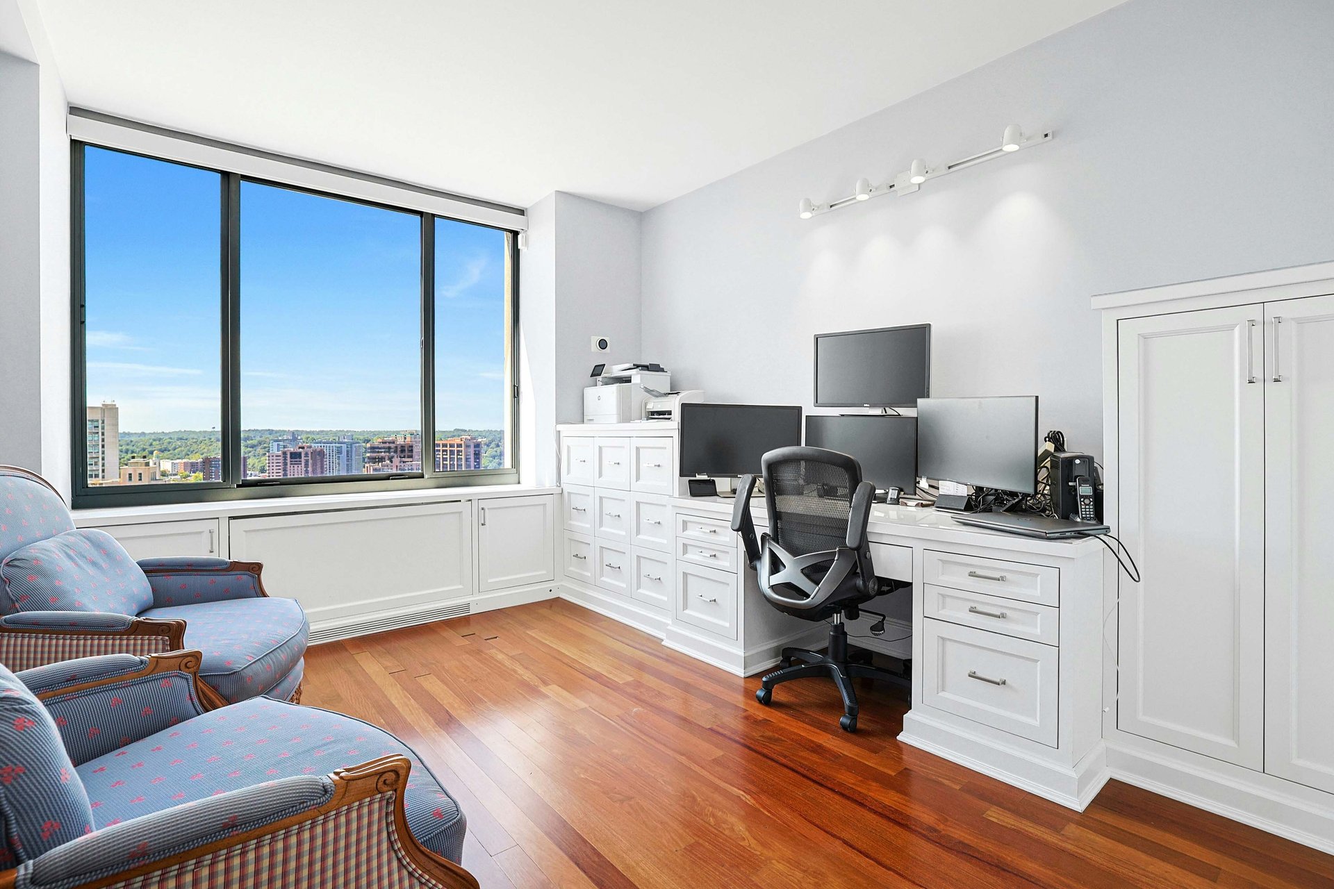 10 City Place, #21B, White Plains, NY 10601