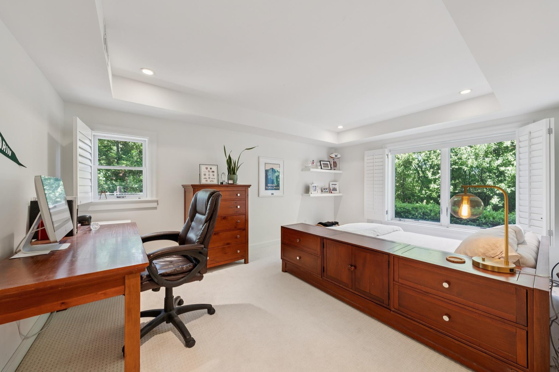 28 Black Log Rd