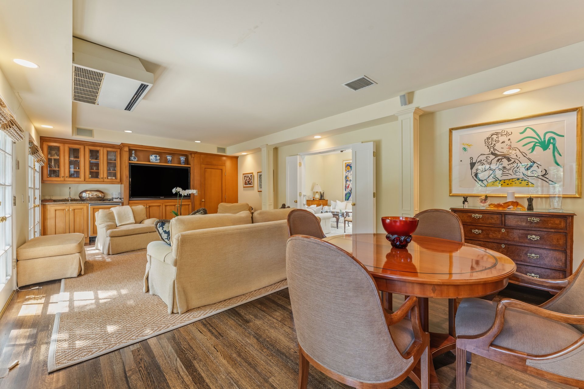 607 N Linden Drive, Beverly Hills