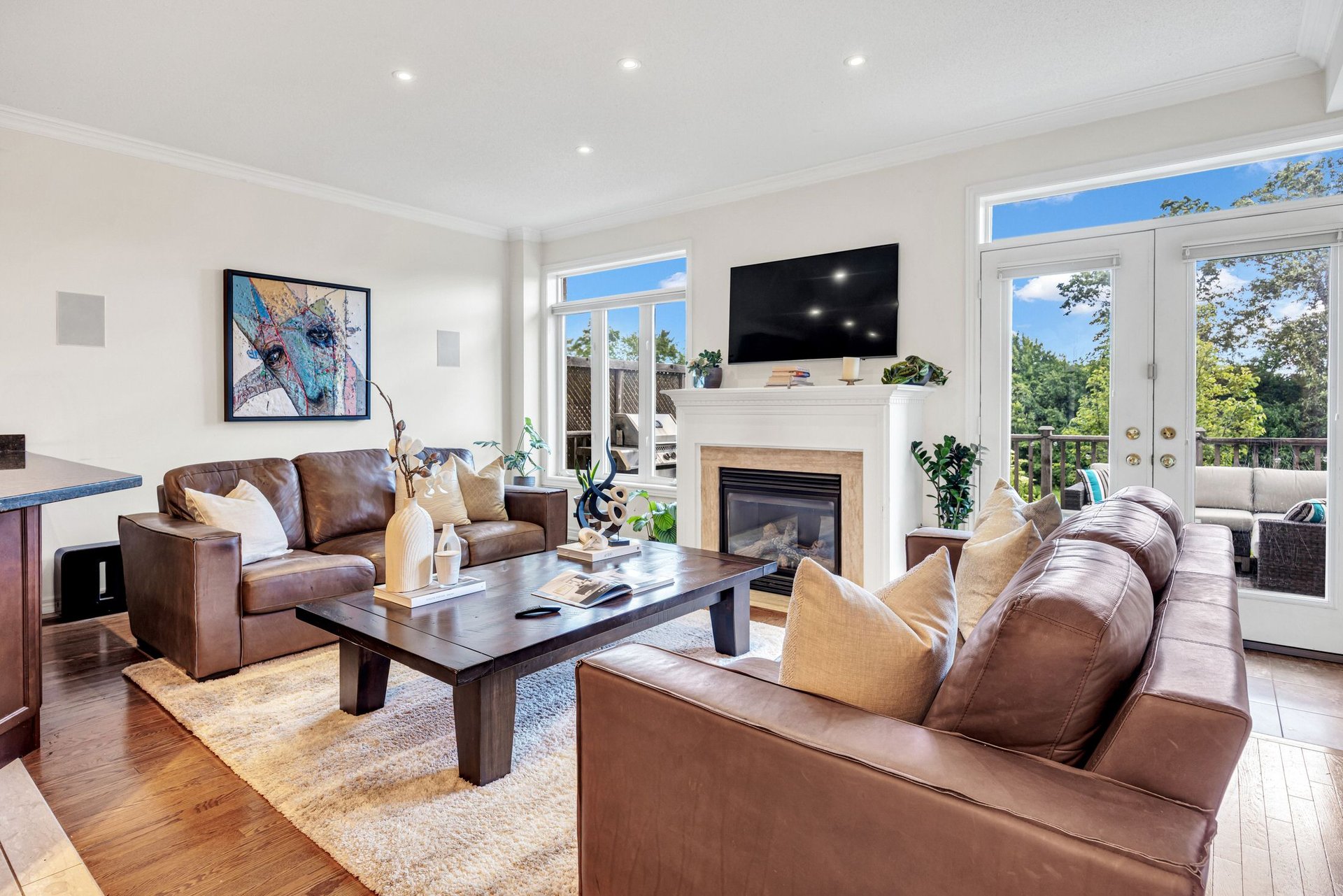 1116 Woodington Lane