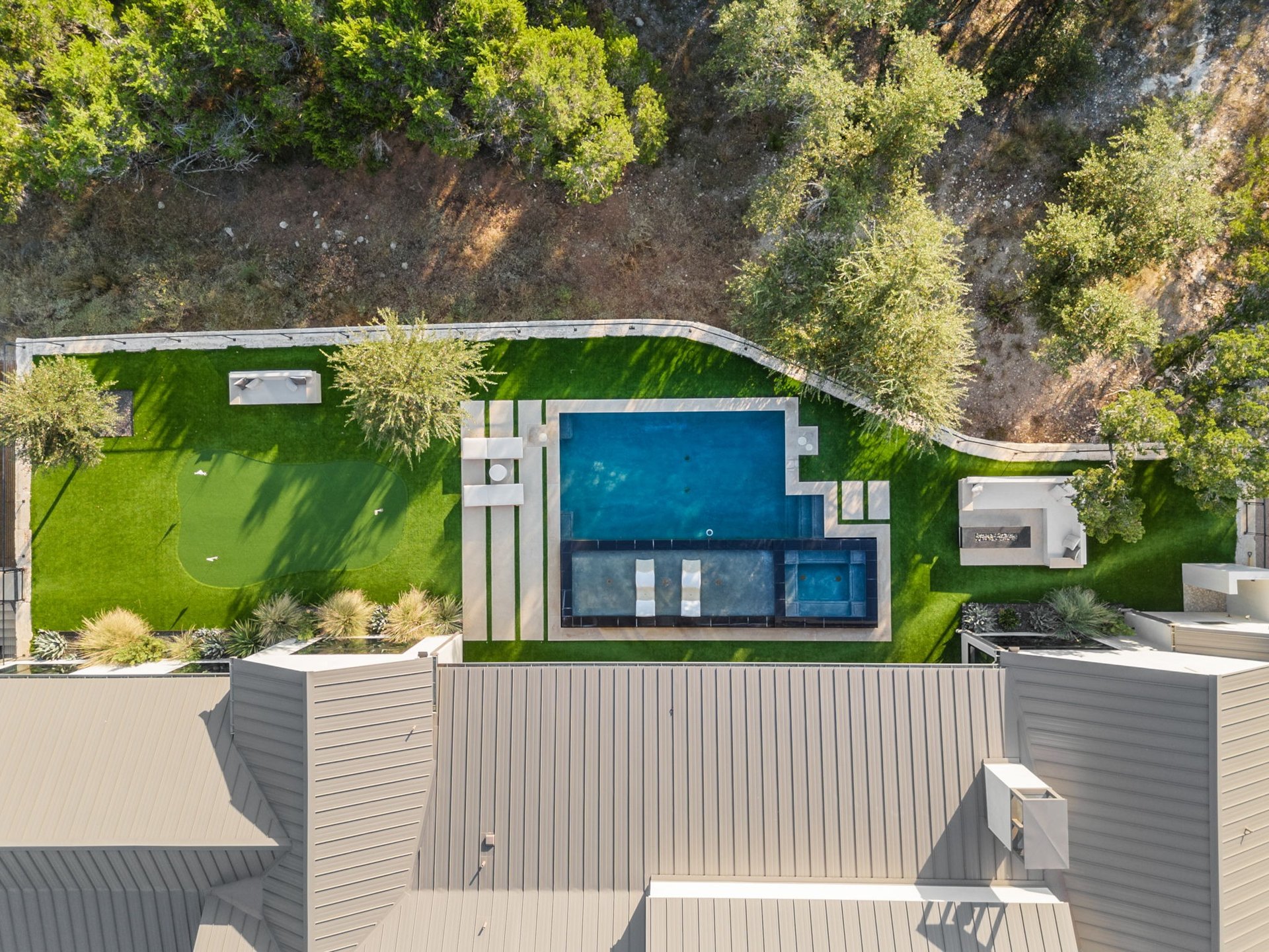 21001 Bertram Ln