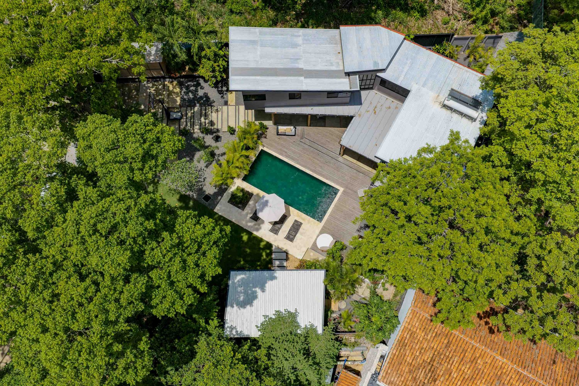 Casa Chavela | Luxury 4-Bedroom Home with Guest Cabin & Pool in Tamarindo
