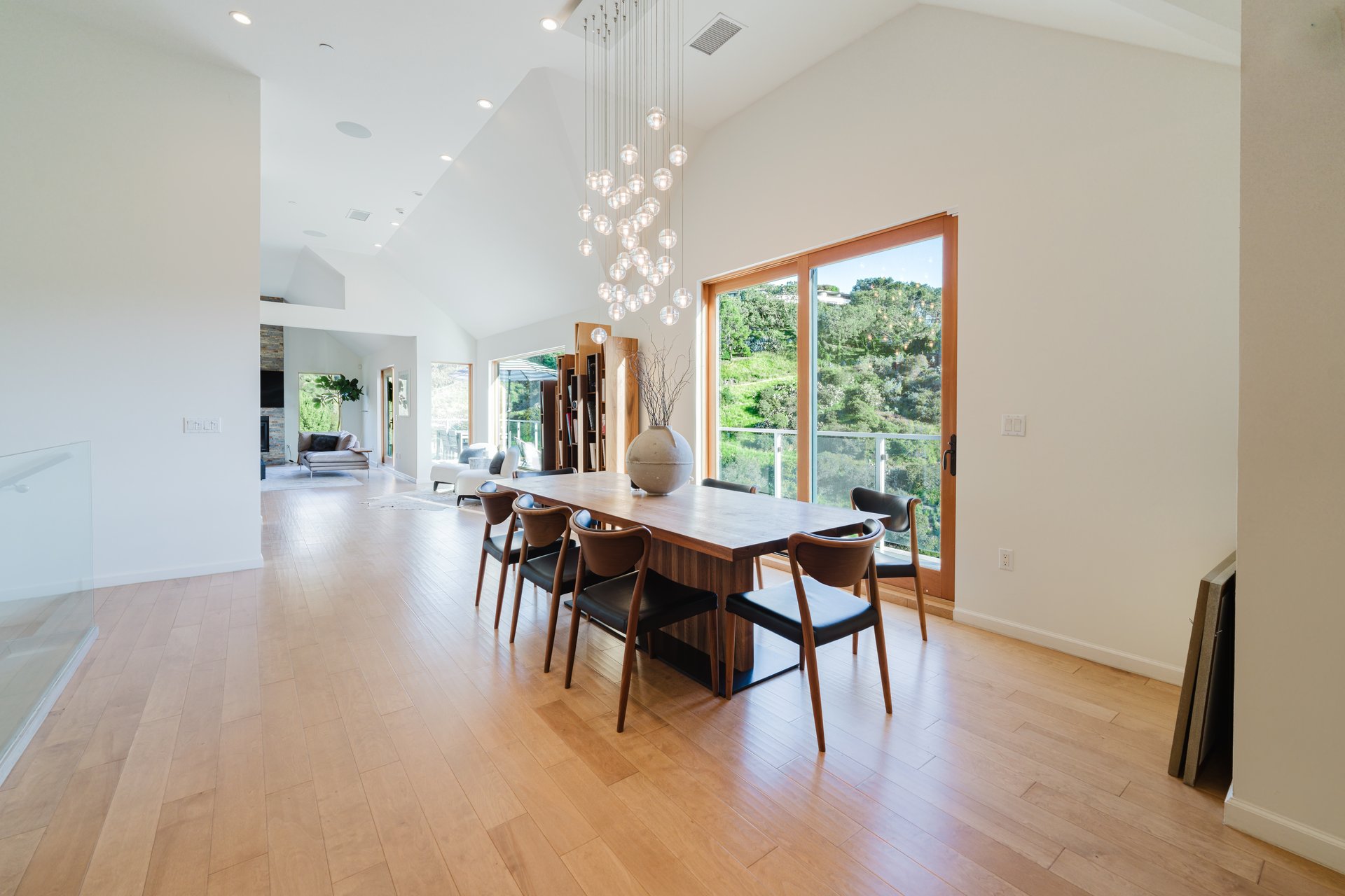 10110 Cielo Dr, Beverly Hills