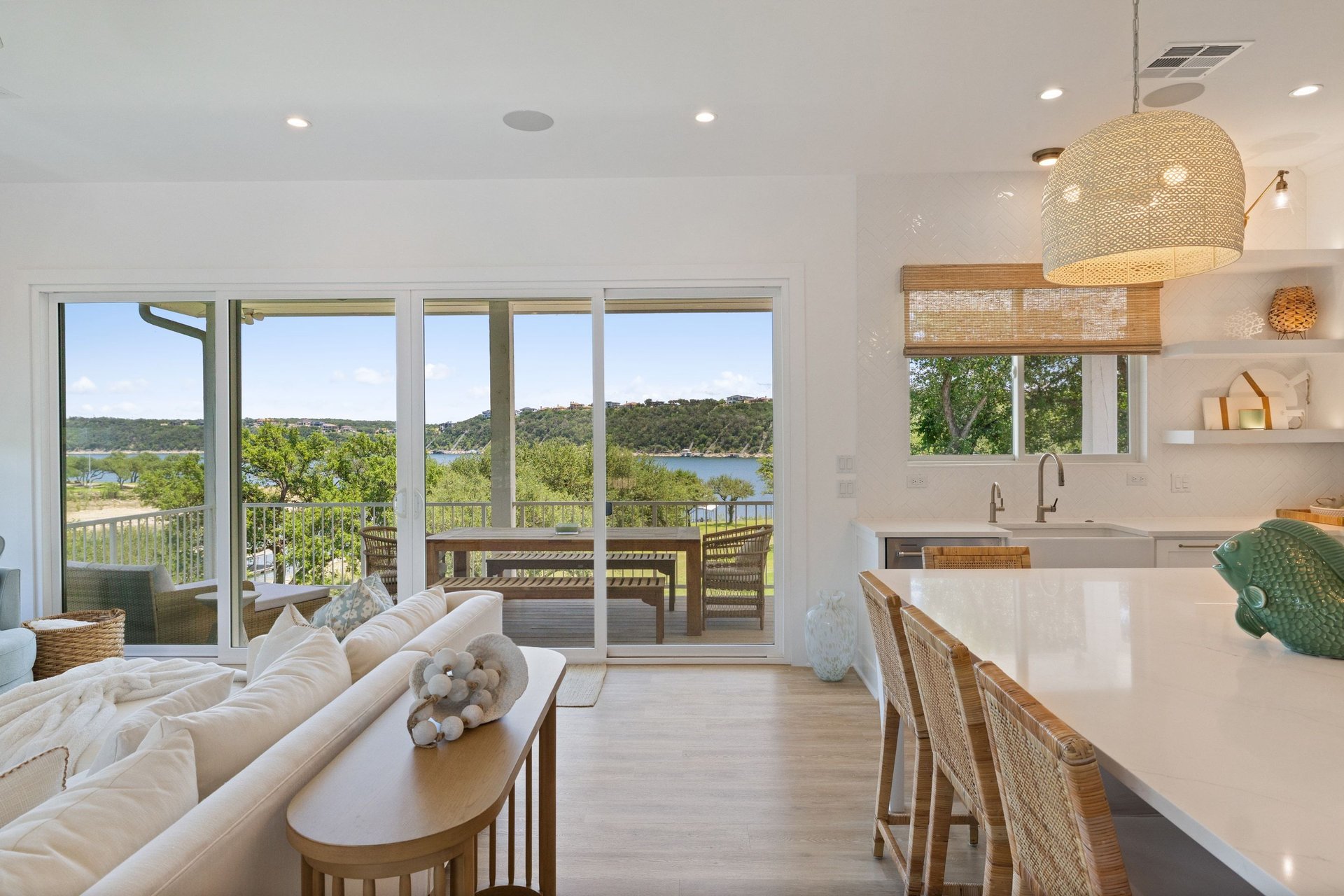 1209 Edgewater Drive