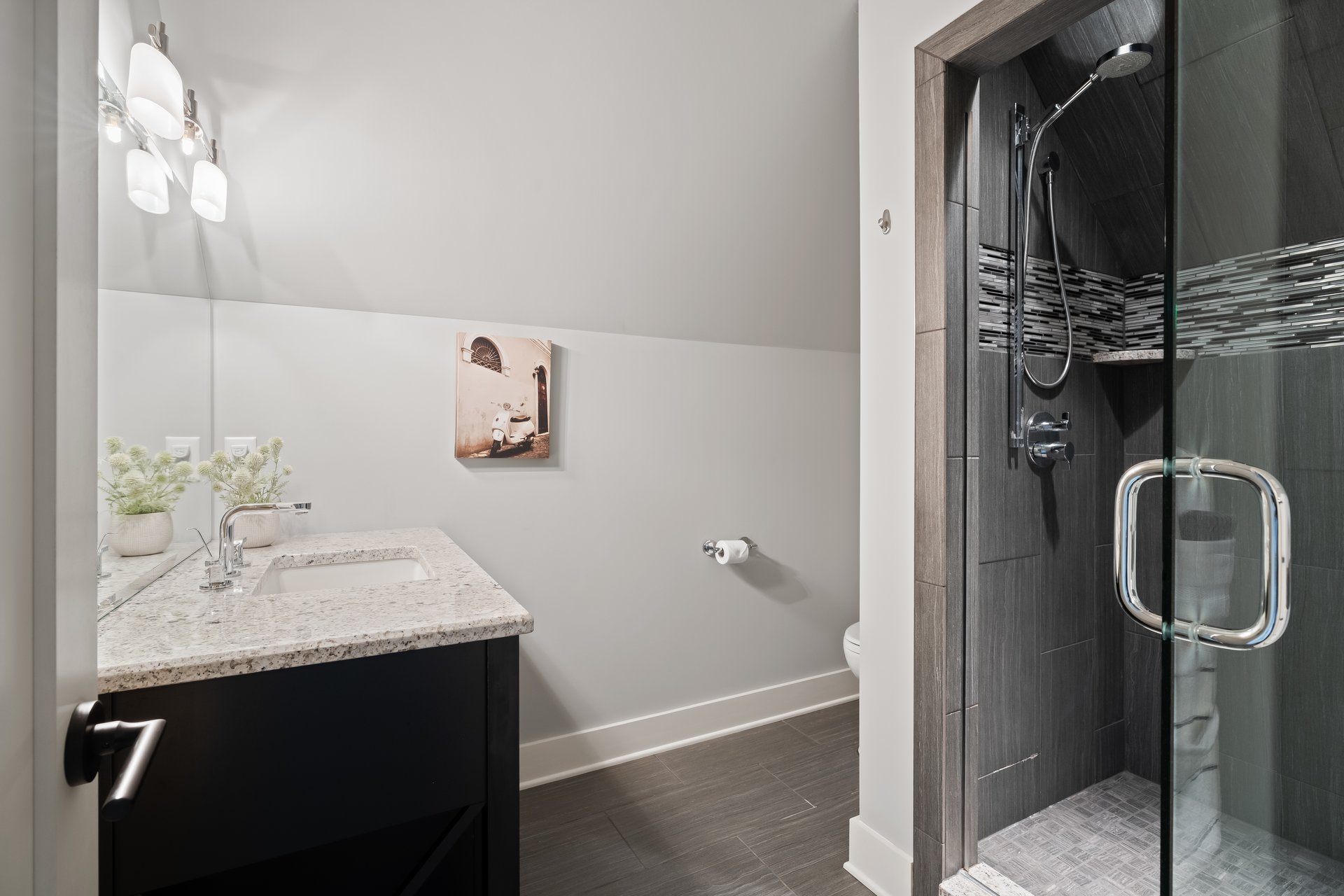 2687 Avenue Du Vlg