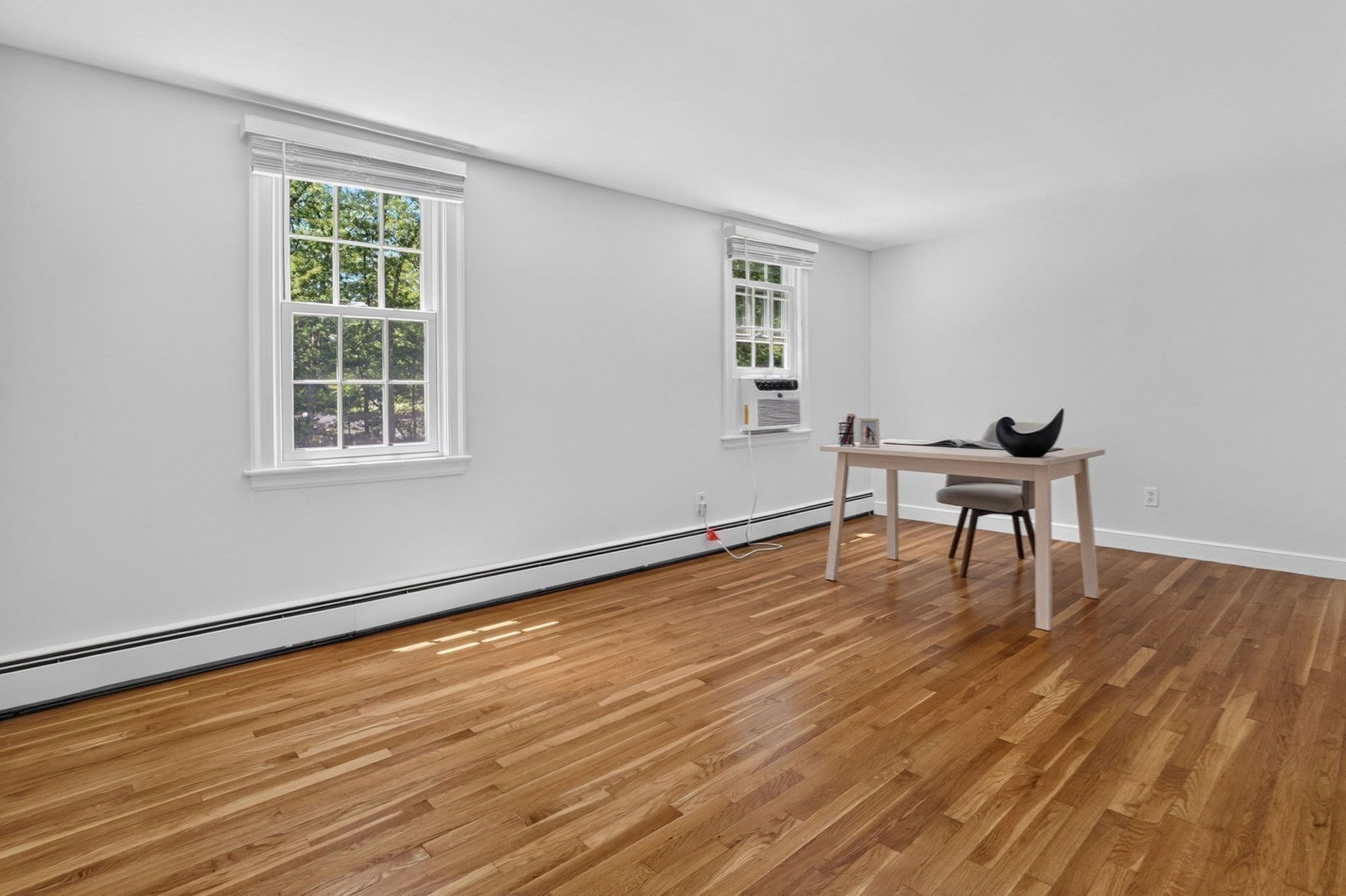 96 Draper Rd, Wayland