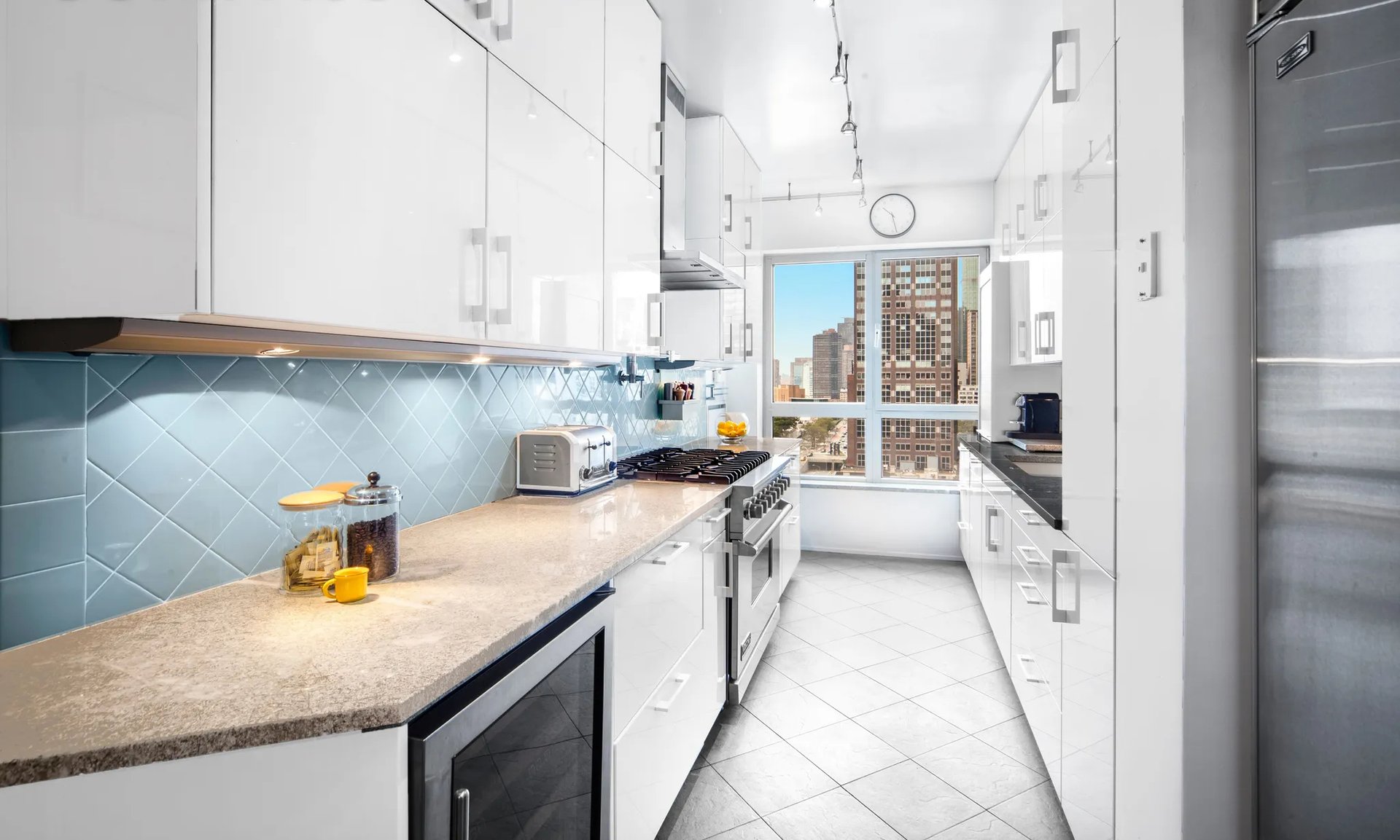 351 E 51st St #14C