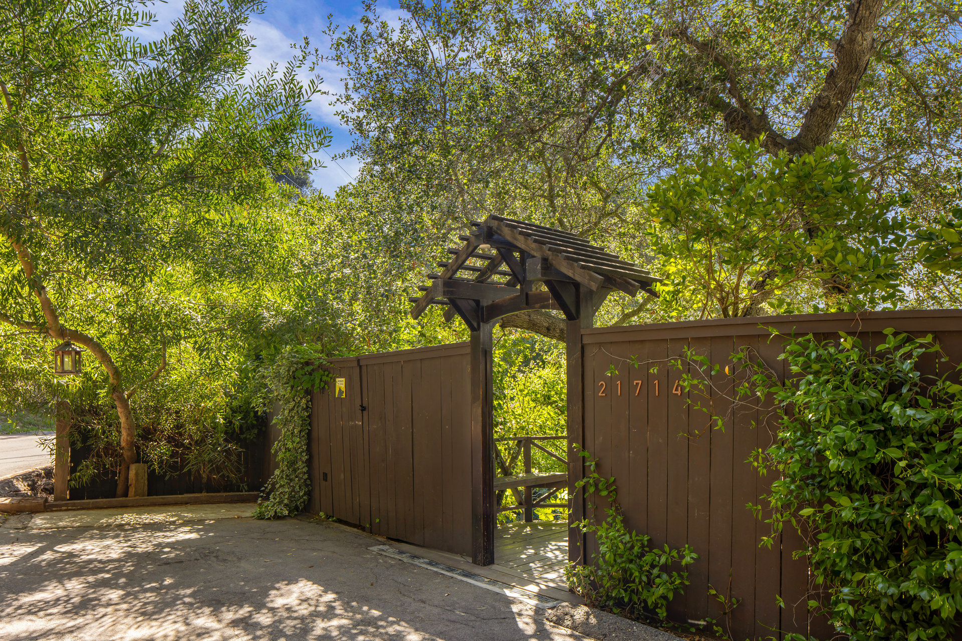 21714 Encina Rd