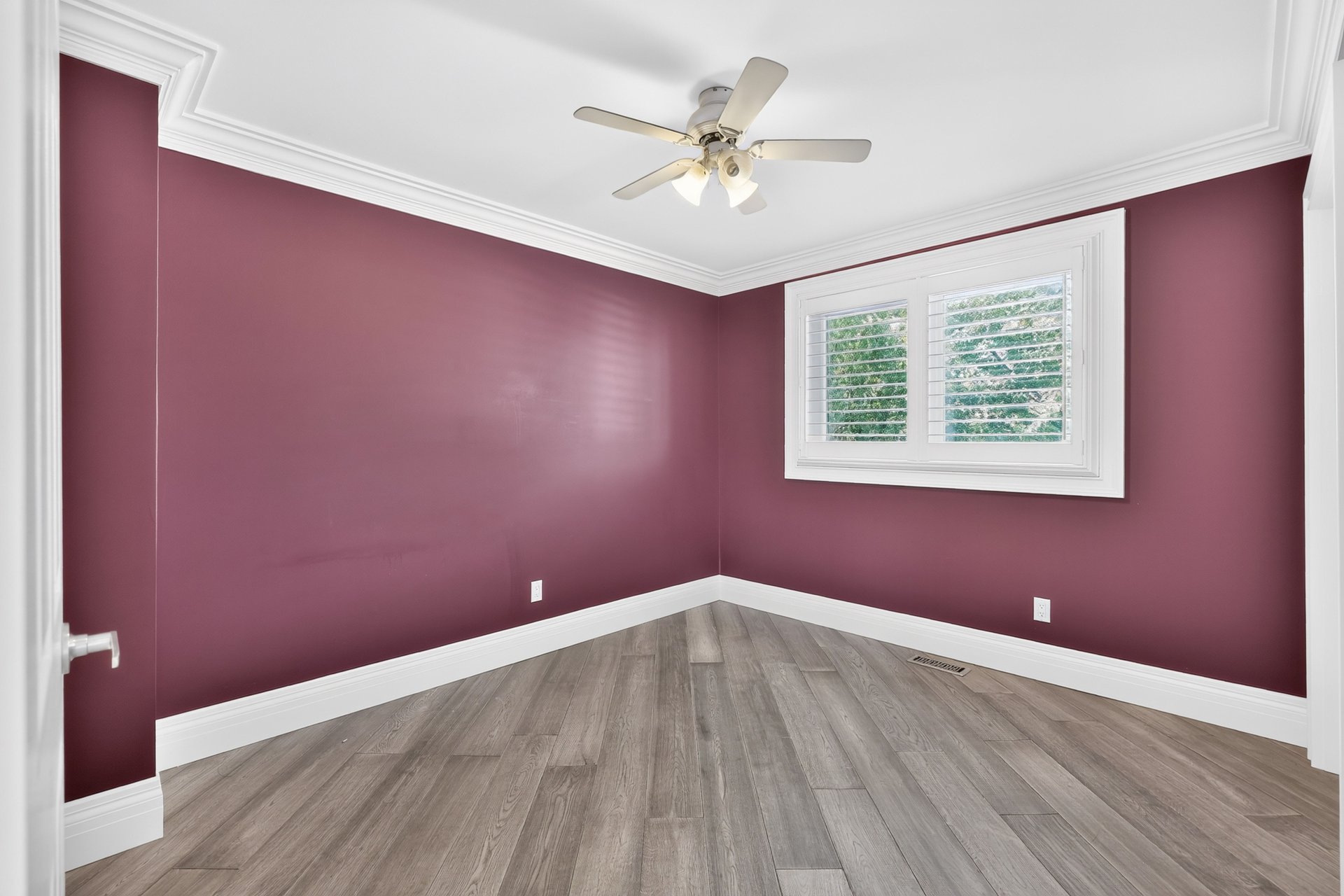 2102 Salma Crescent, Burlington