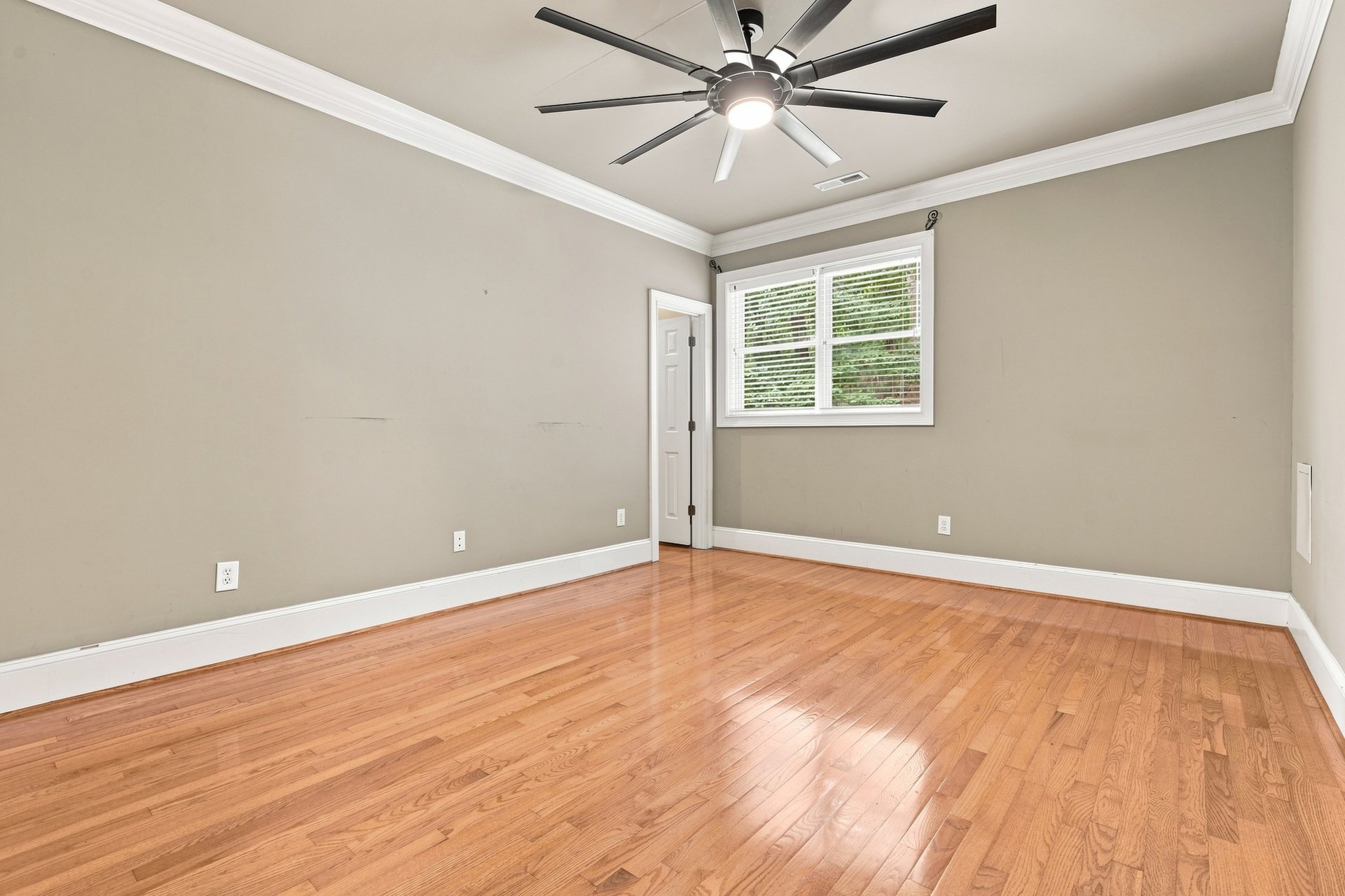 Where Luxury Meets the View on Monte Sano