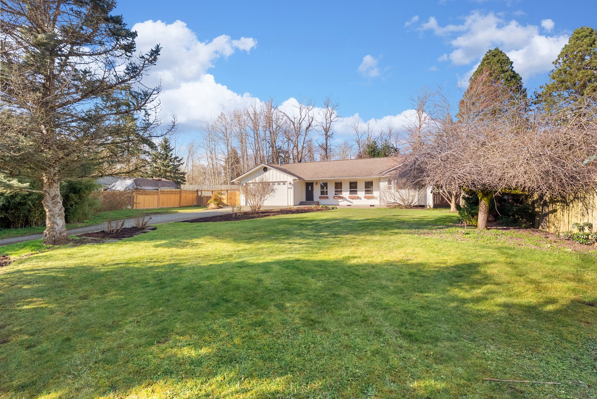  Dreamy Rambler on Over Half an Acre
