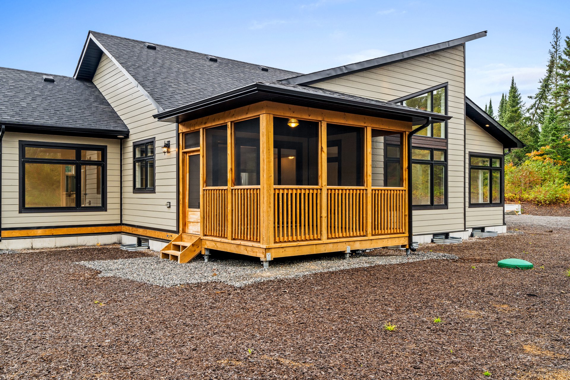 49 - 1053 GREENSVIEW DRIVE