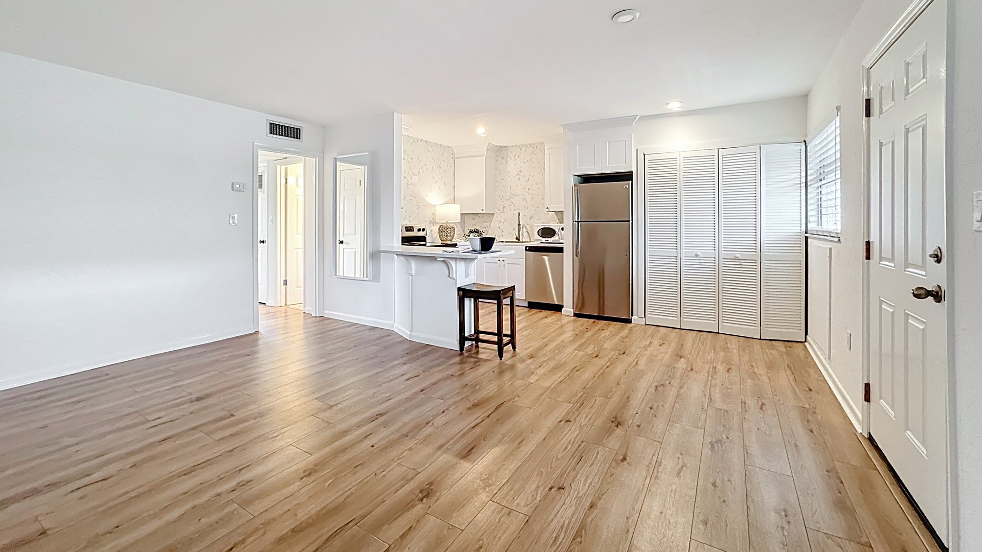 Remodeled Two-Bedroom Upstairs for Lease at Winter Park's Aragon Condos