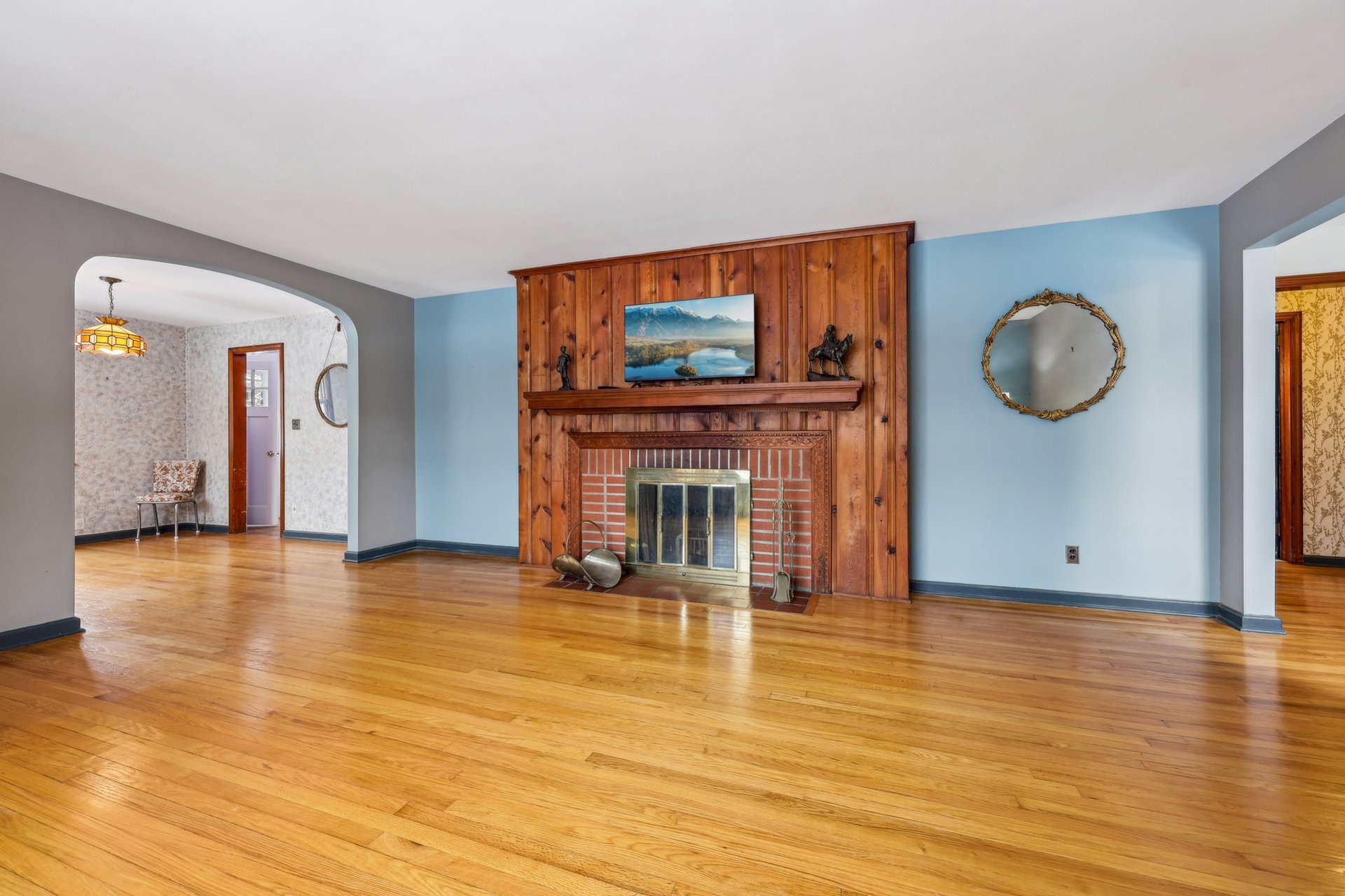30 Richard Ave
