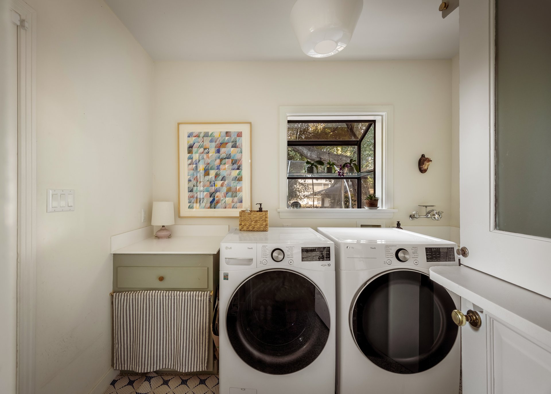 650 W 11th Street