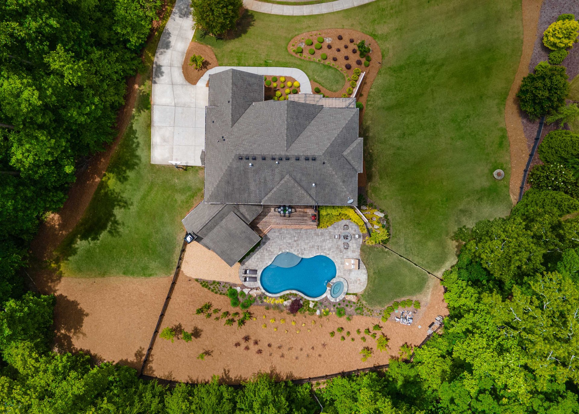 16845 Quayside Drive
