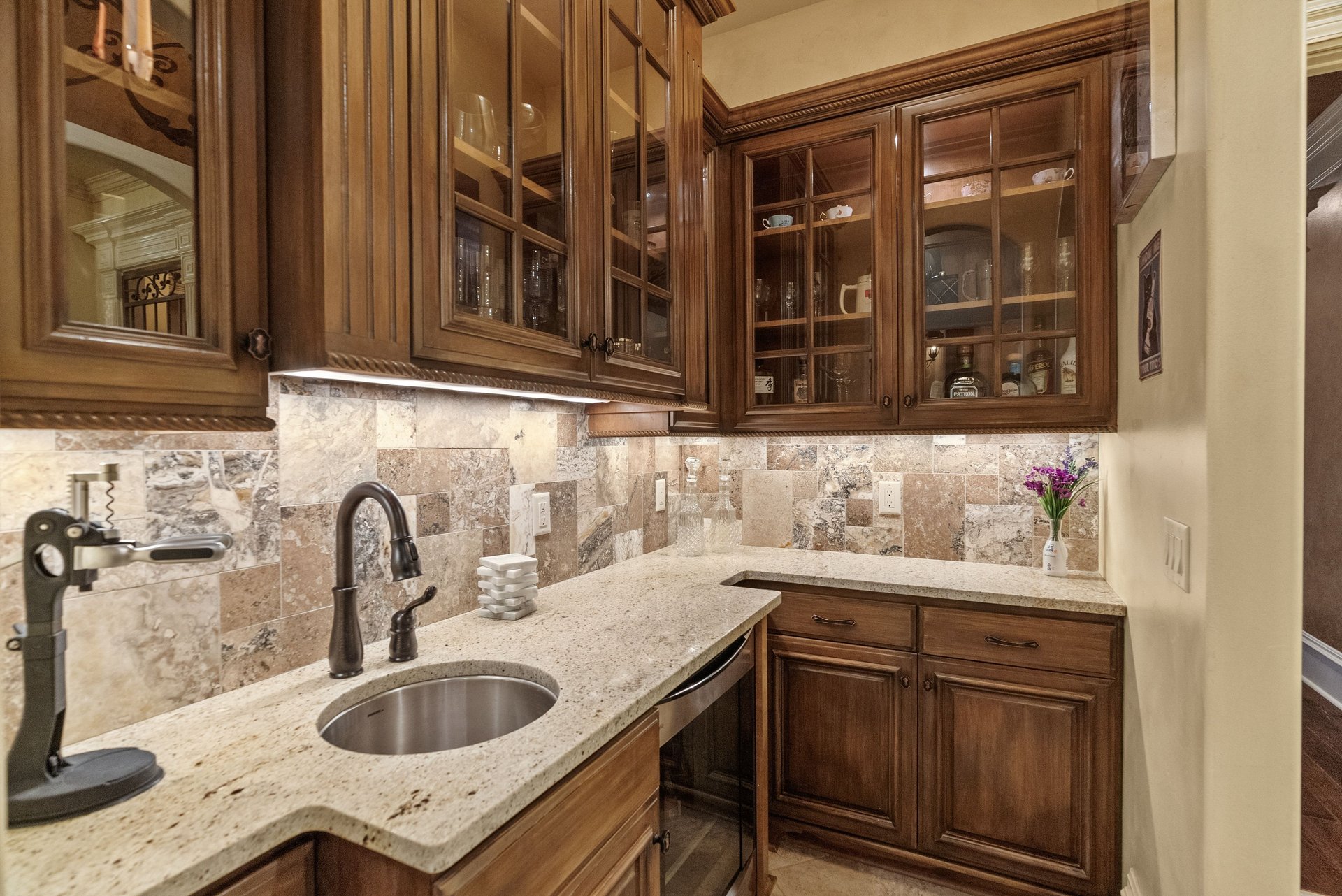 106 Orle Dr