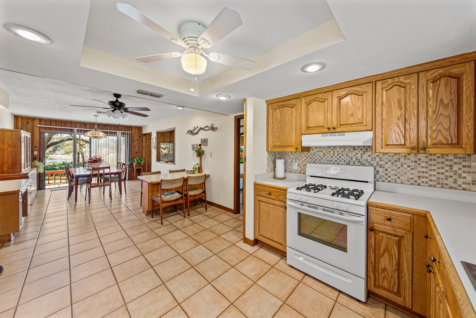 11045 FORT KING RD