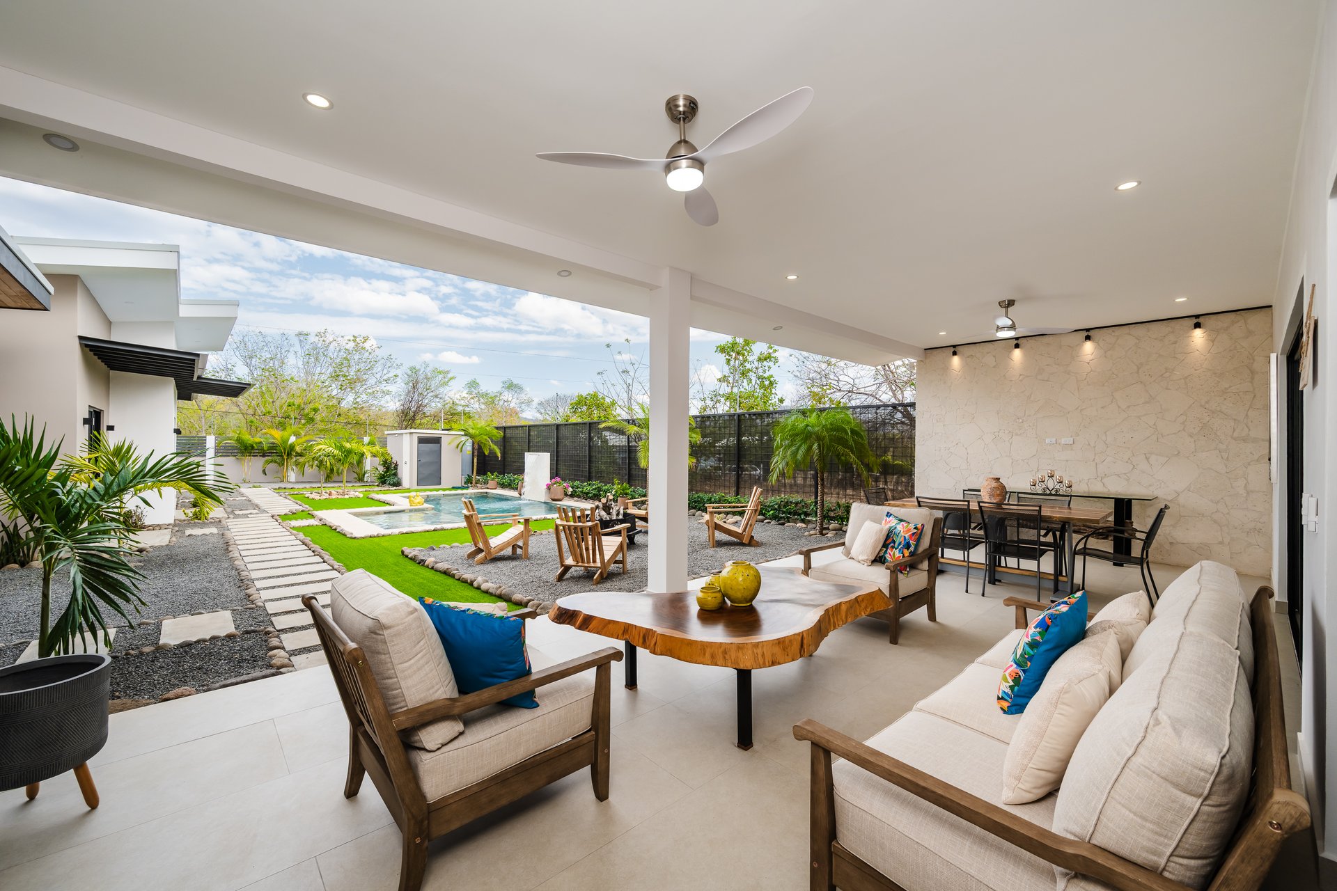 Villa Aurora | New 5BR Luxury Home Minutes from Playa Penca & Potrero