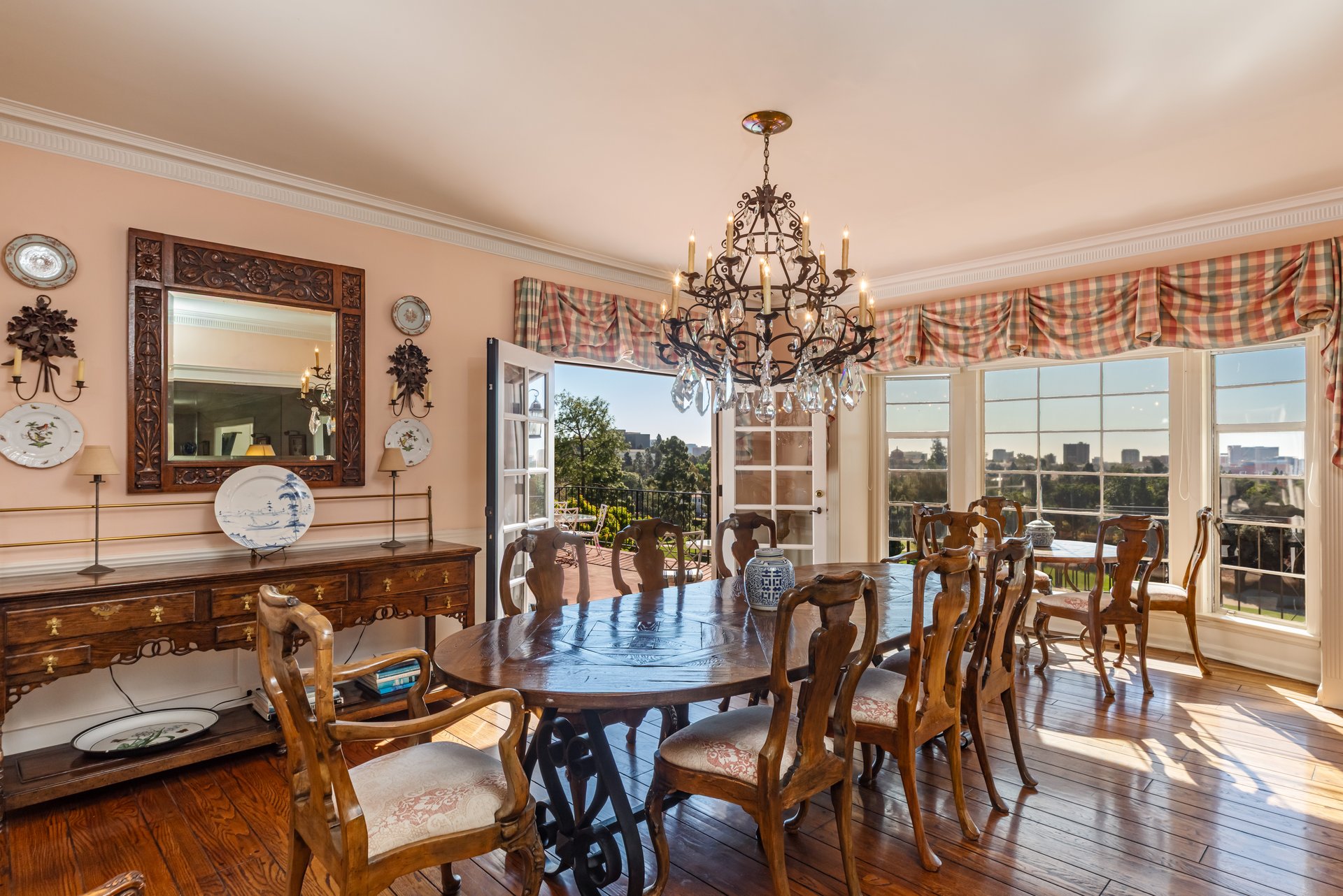 551 Perugia Way, Bel Air