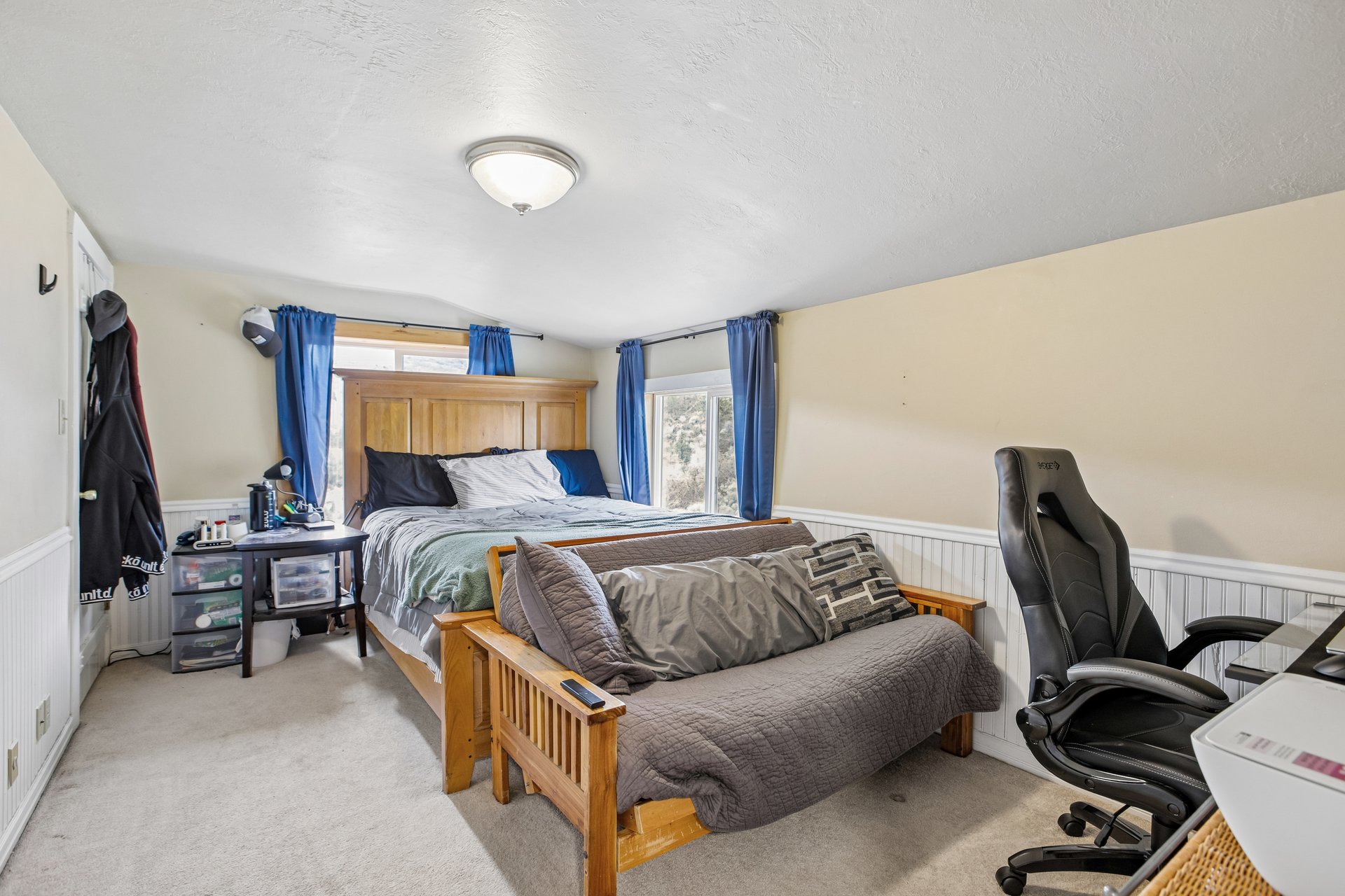 1538 Country Cir