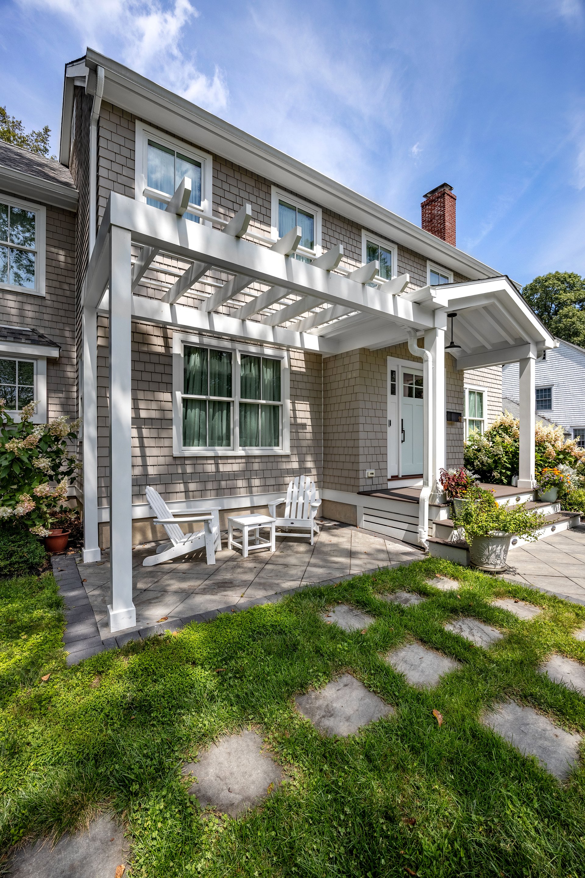 Pristine University Area Colonial