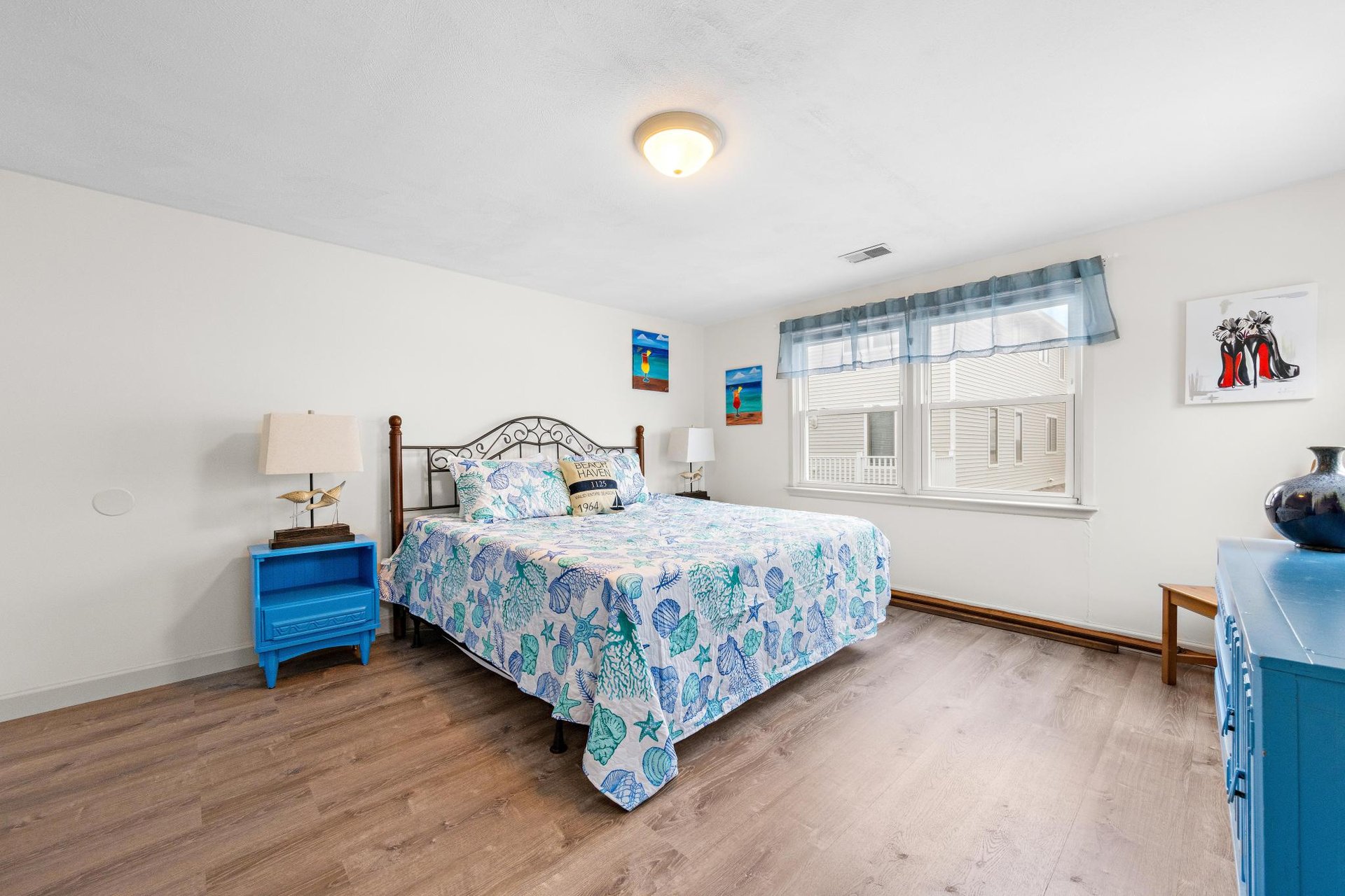 18 E Dupont Ave. (duplex both units), Brant Beach