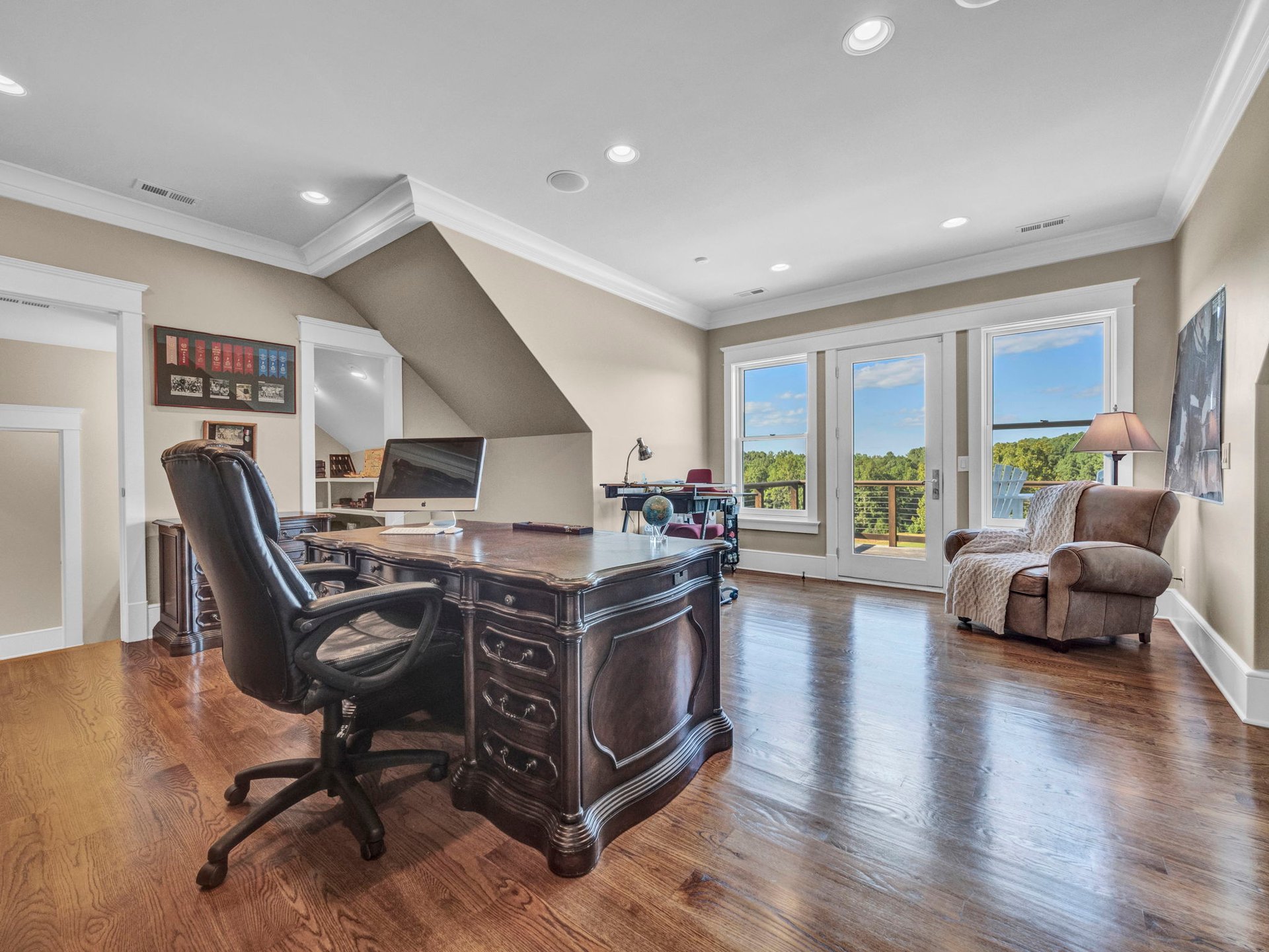 160 Acre Estate with Mountain Views