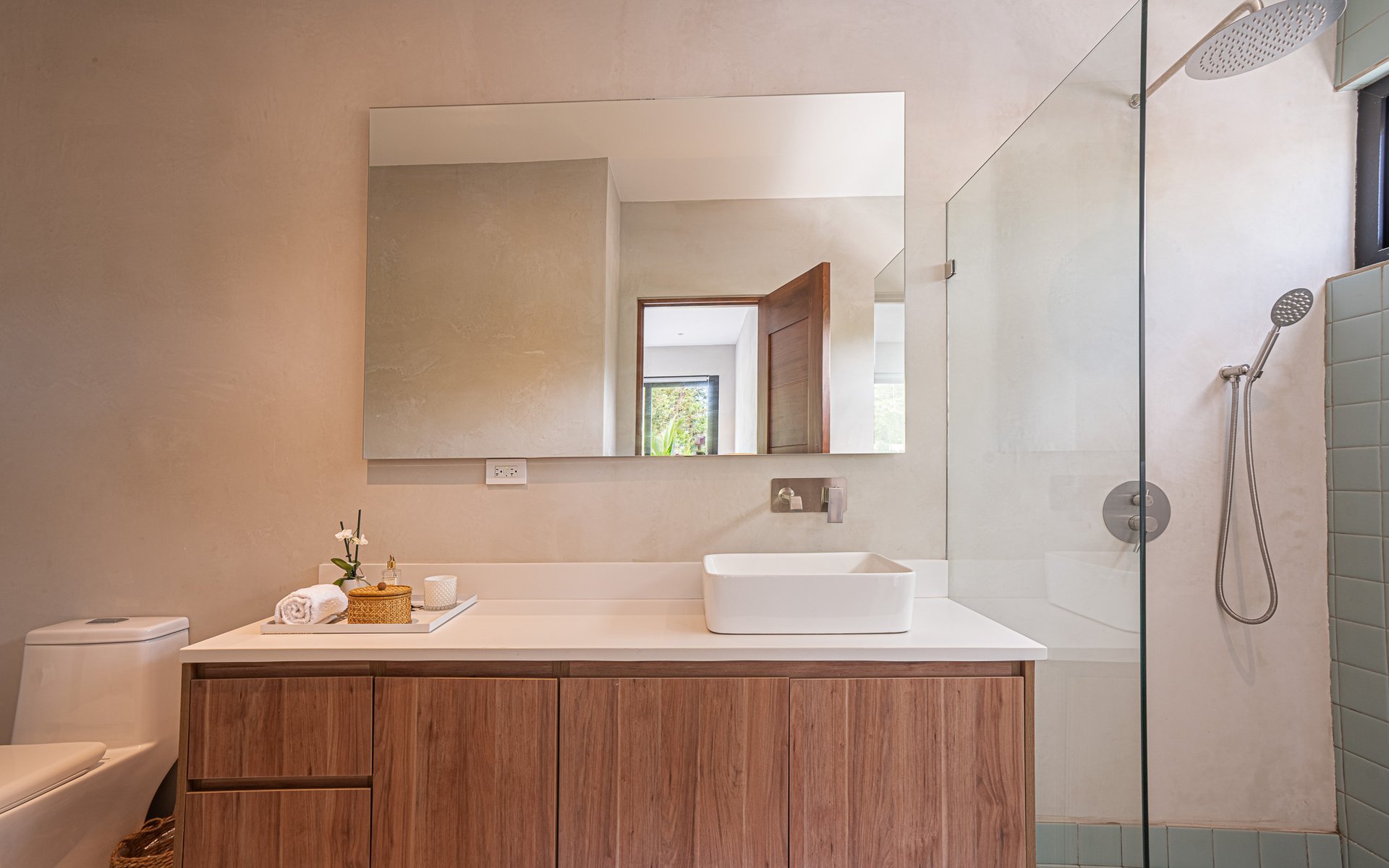 Casa Ko | Tropical Modern 4BR Retreat in Tamarindo with Exclusive Beach Club Membership