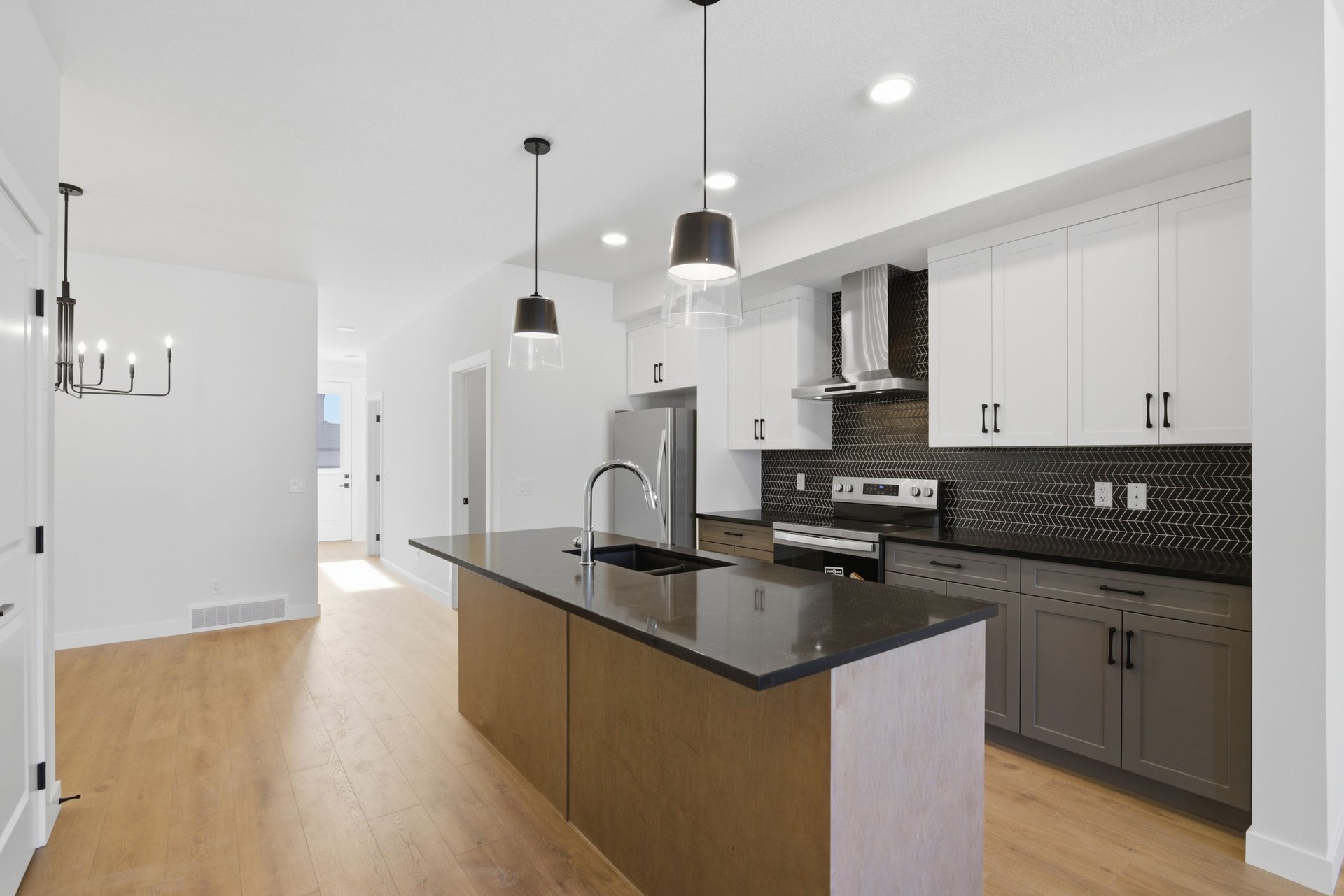 35 Belvedere Crescent SE