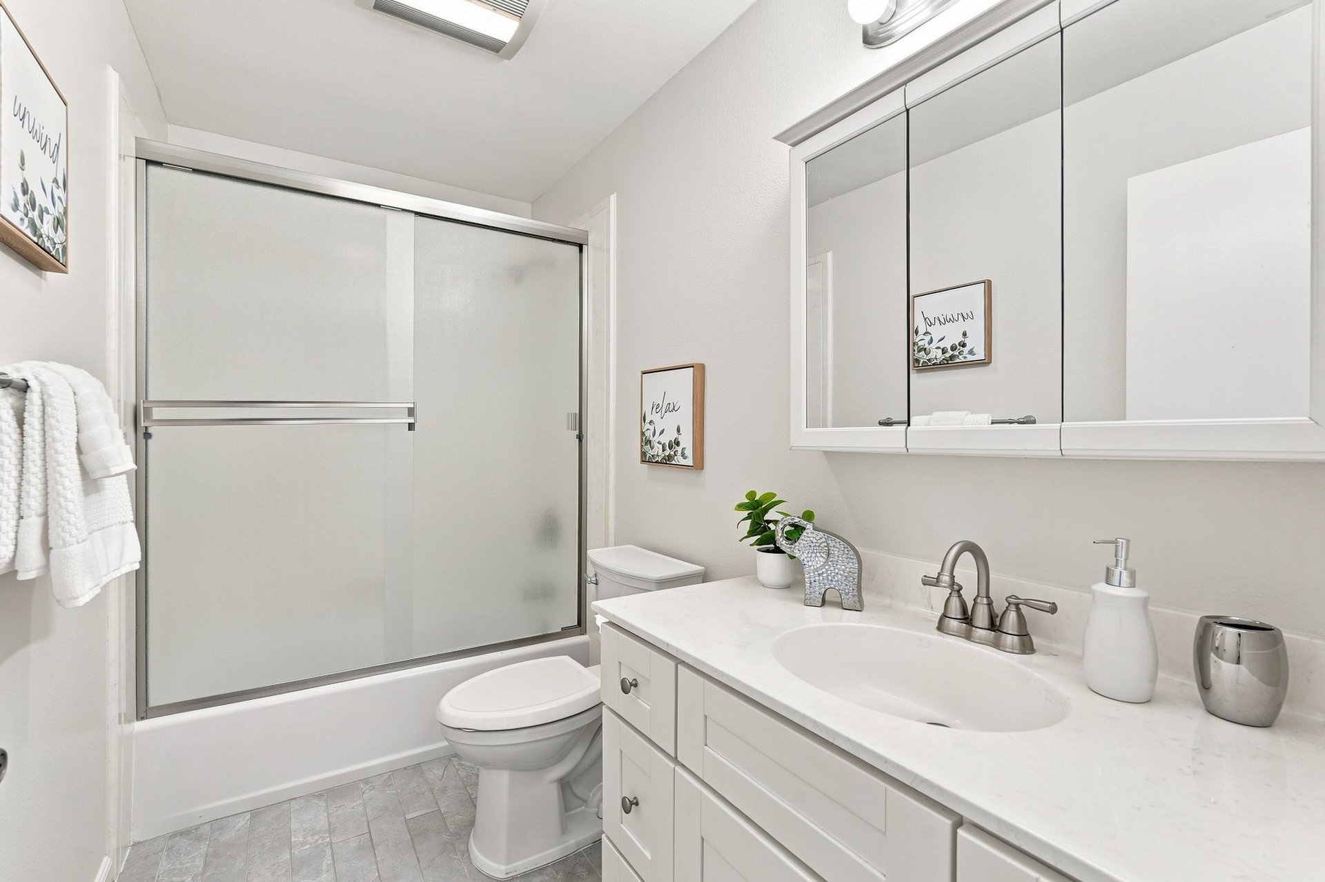 936 Kiely Boulevard, Unit B
