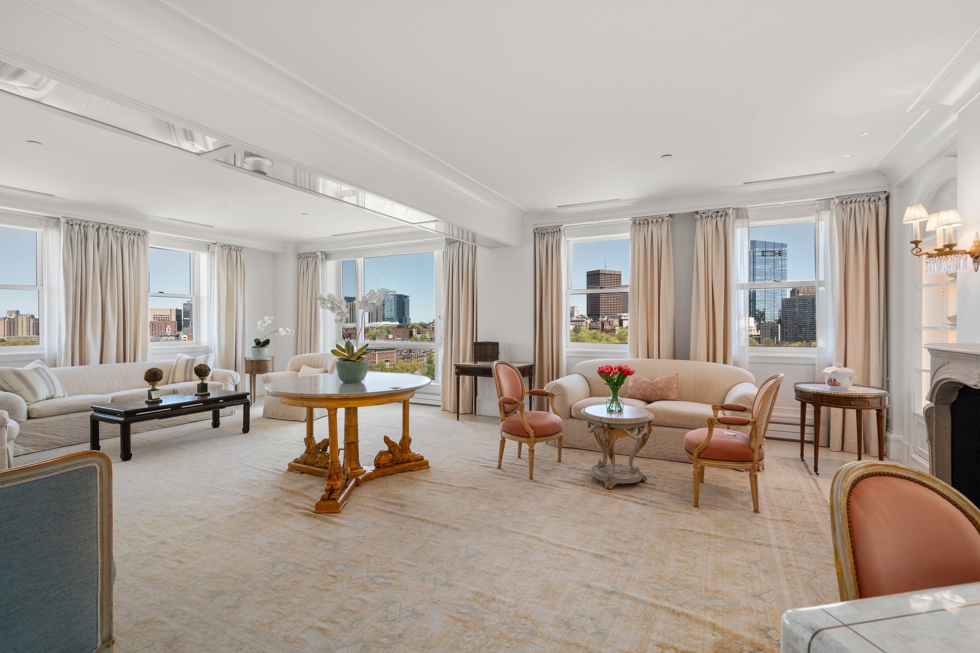 The Carlton House 16BCD