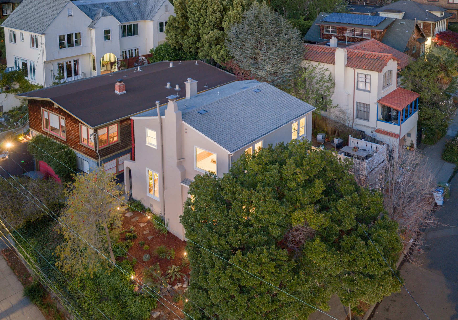 2121 Eunice Street