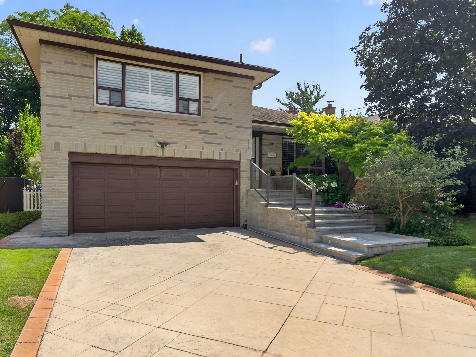 SOLD: Meticulously Maintained Residence