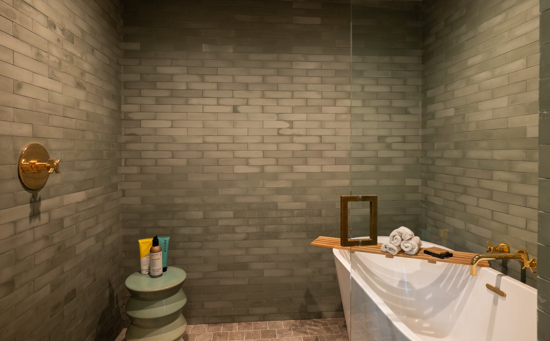 4157 Sunswept Dr, Studio City