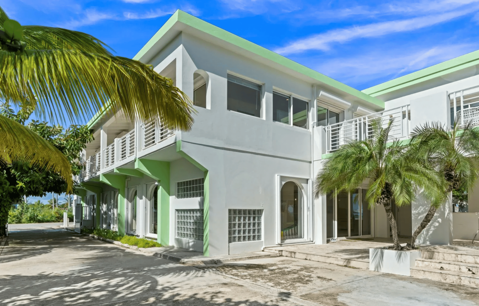 Artist's Walk Villa