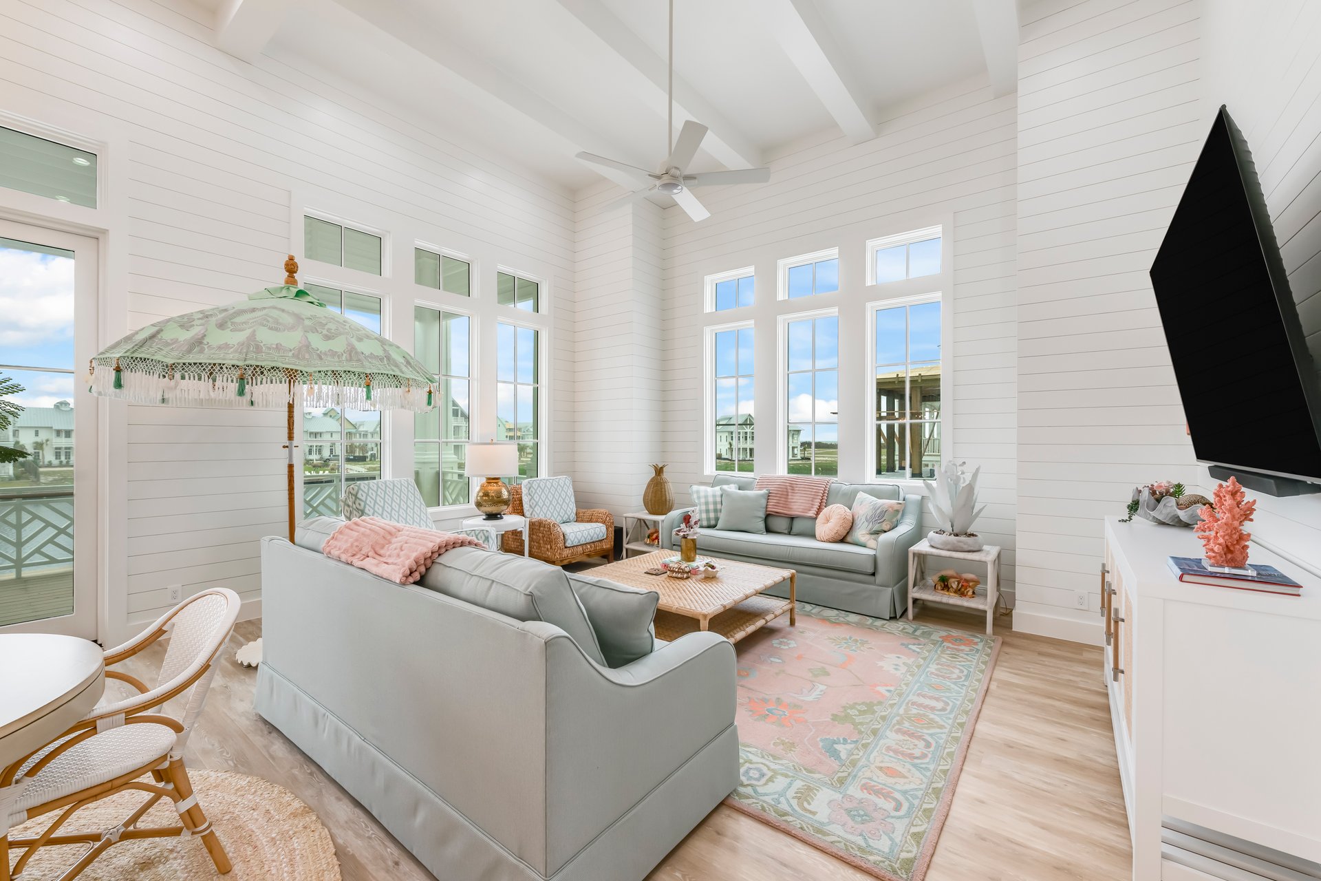 Dewdrop Street, 6110 Sq. Ft.